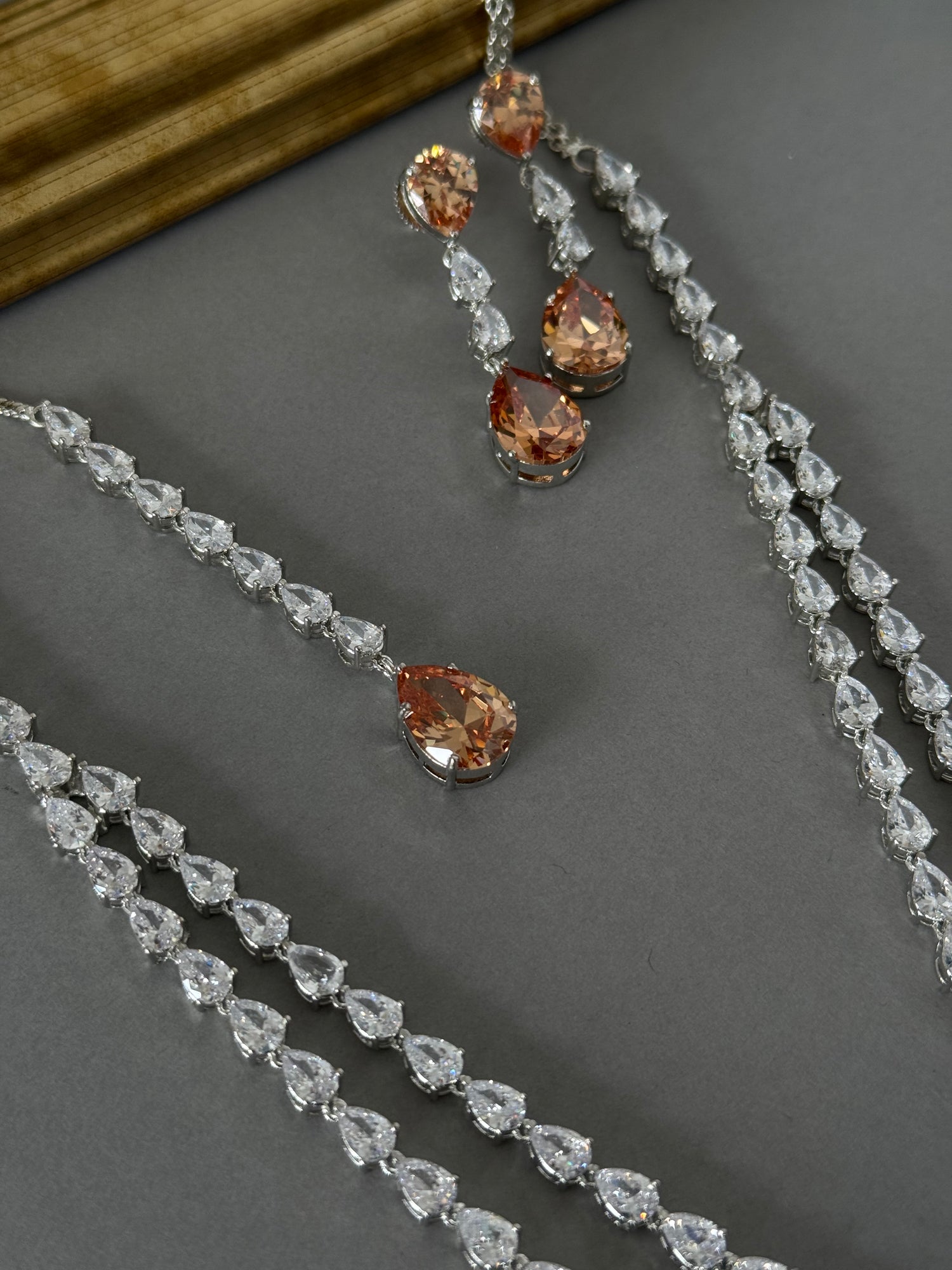 Double Drop Diamond Set - Champagne