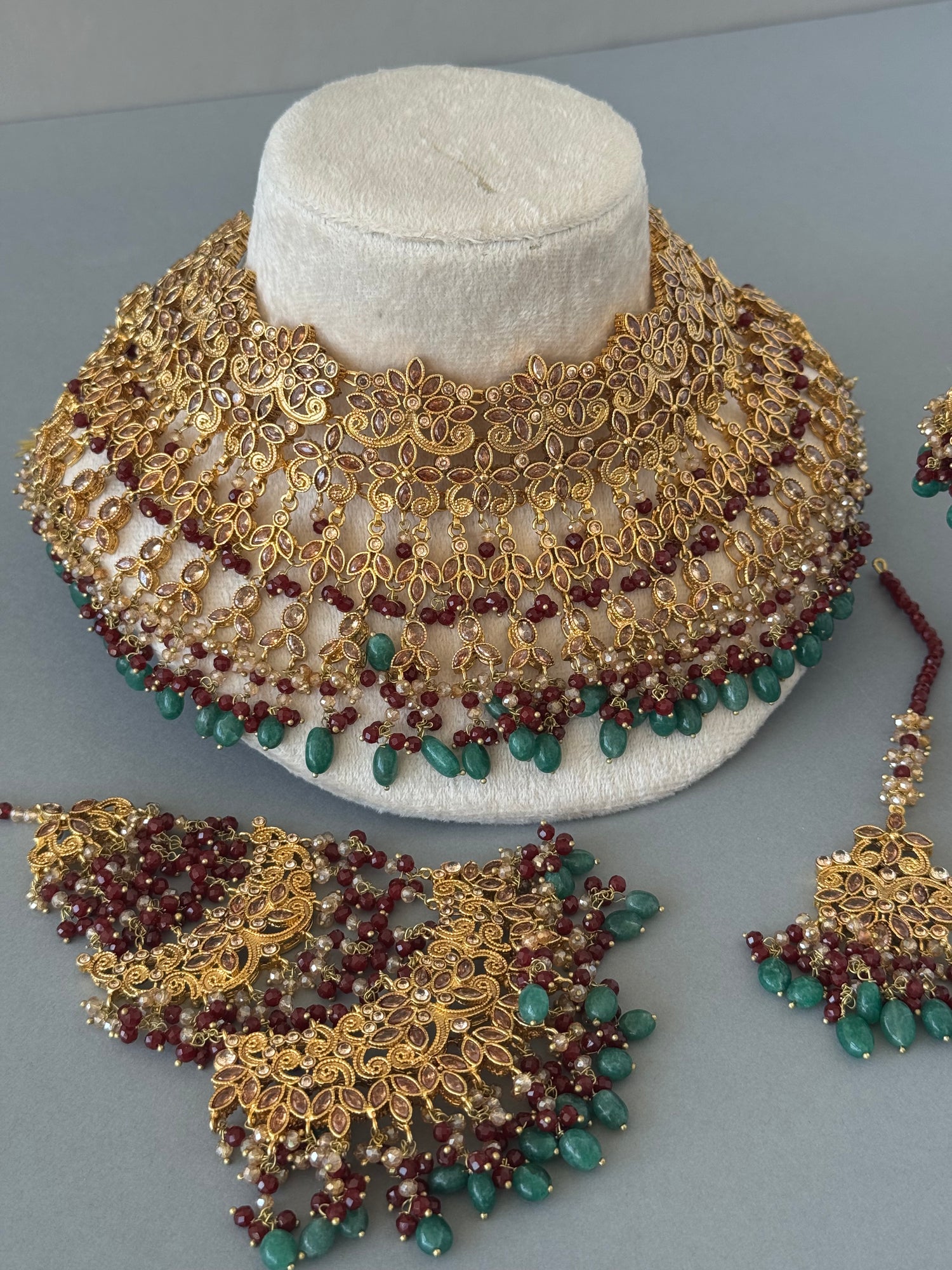 Cutwork Bridal - Ruby Green Onyx