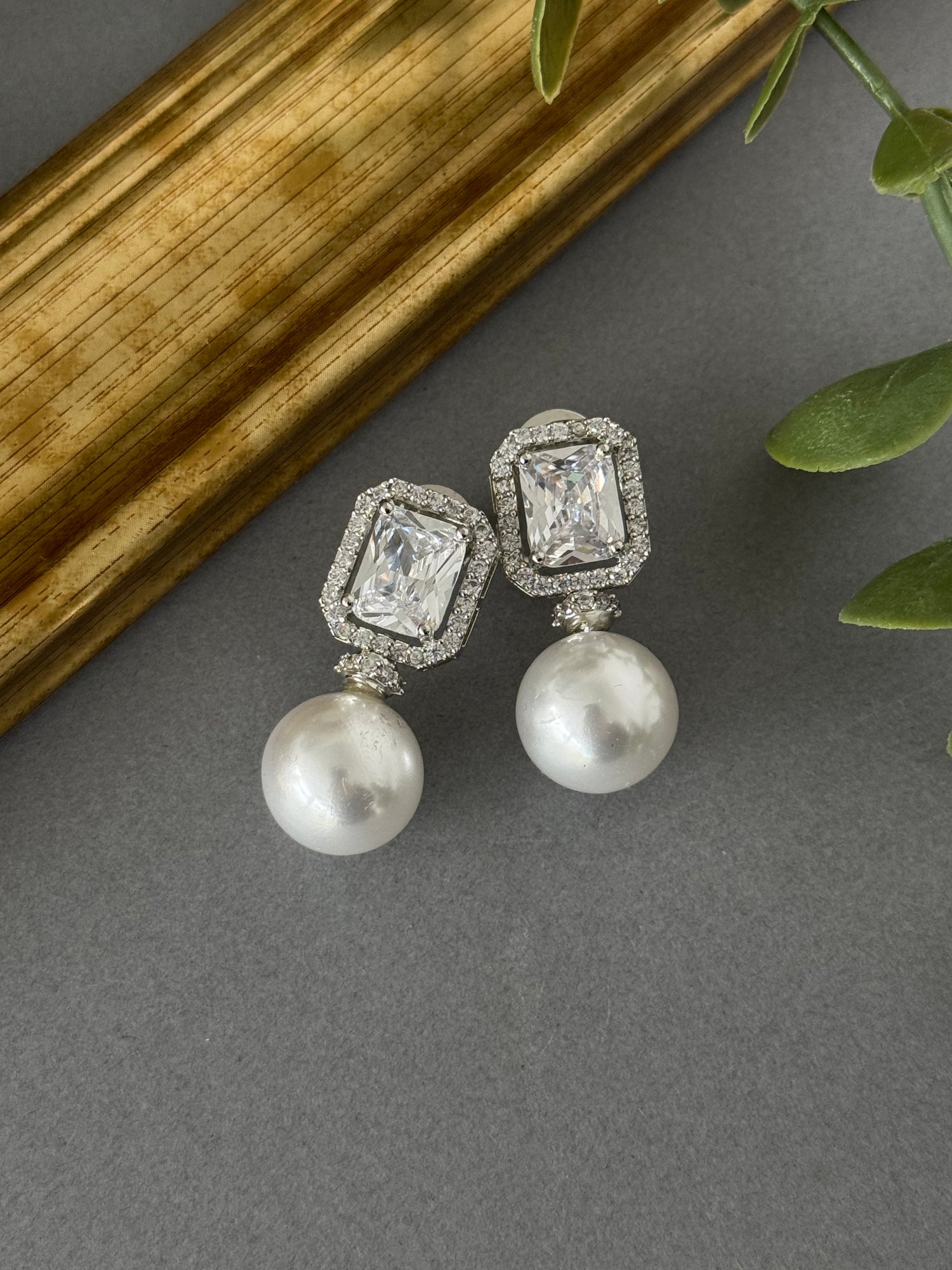 Silver Pearl Drop Set