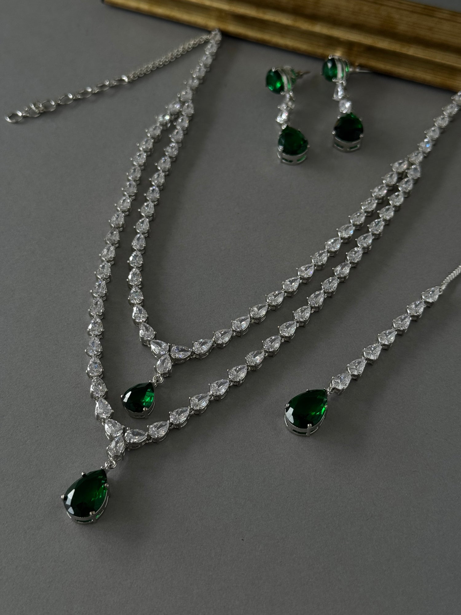 Double Drop Diamond Set - Emerald