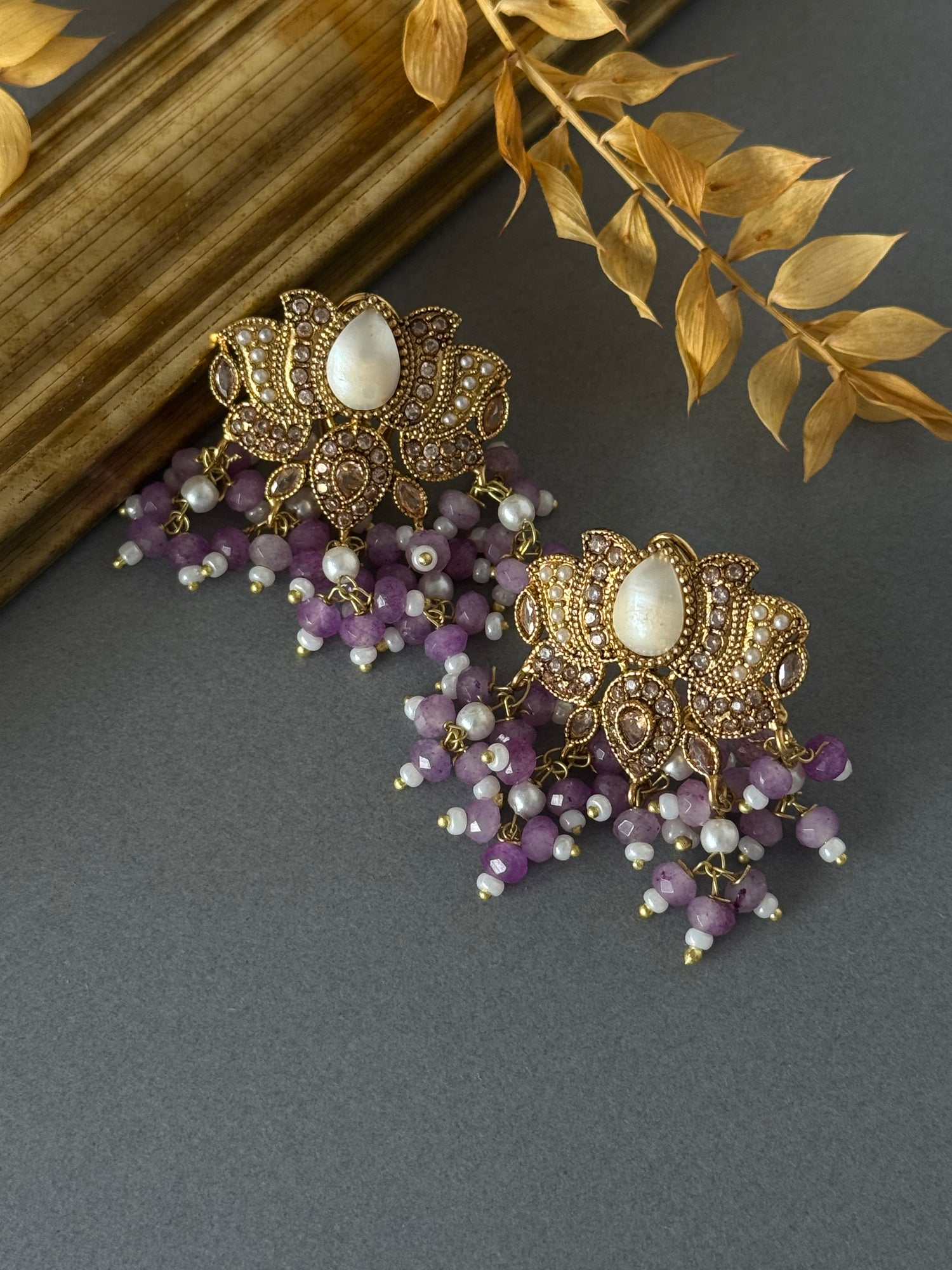 Lilly Tops Stud - Lilac