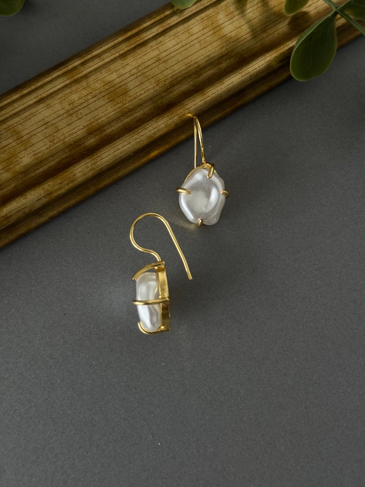 Baroque Pearl Hook Drops
