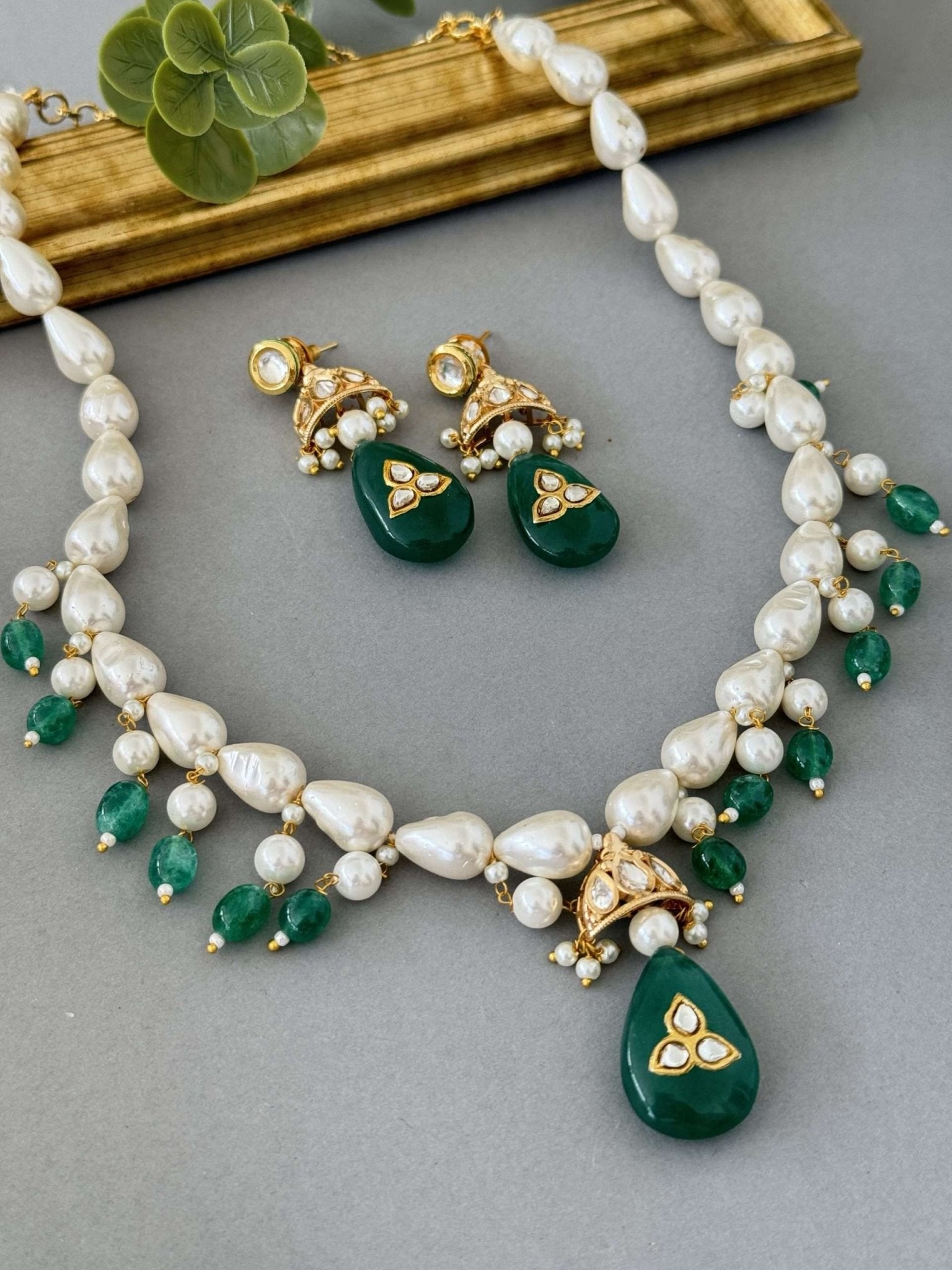 AK Green – Pearl Beaded Set - nk collection
