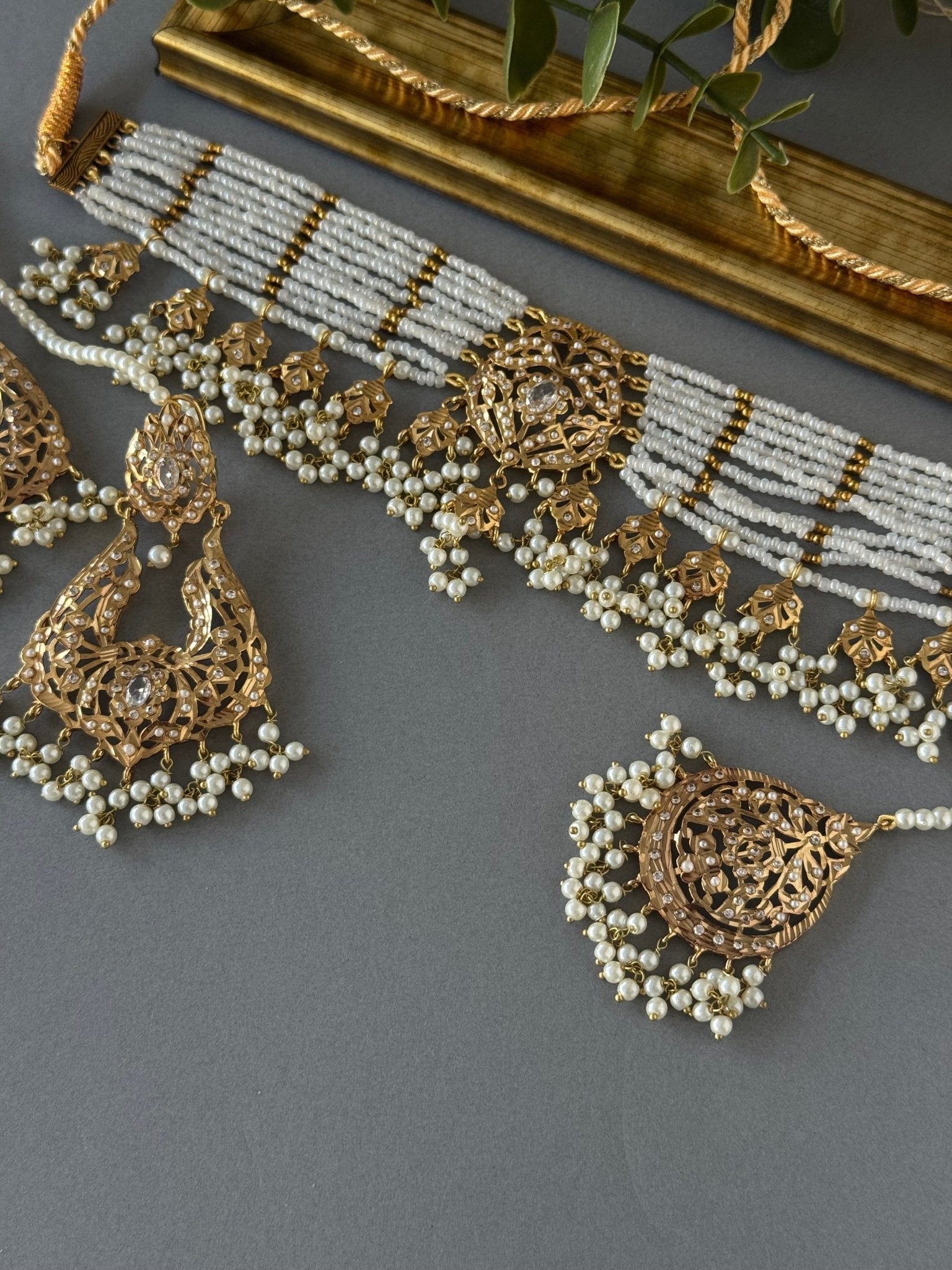 Ari Pearl Choker Set - nk collection