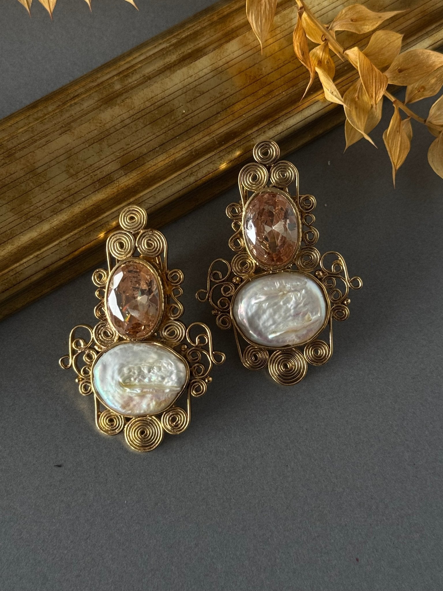 Baroque Swirls - Champagne - nk collection