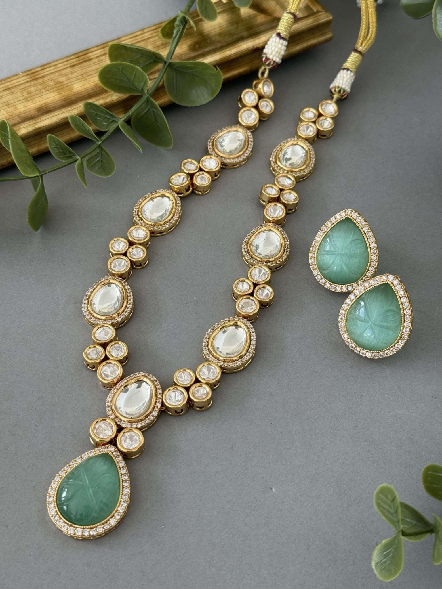 Carved Stone Necklace Set – Mint - nk collection