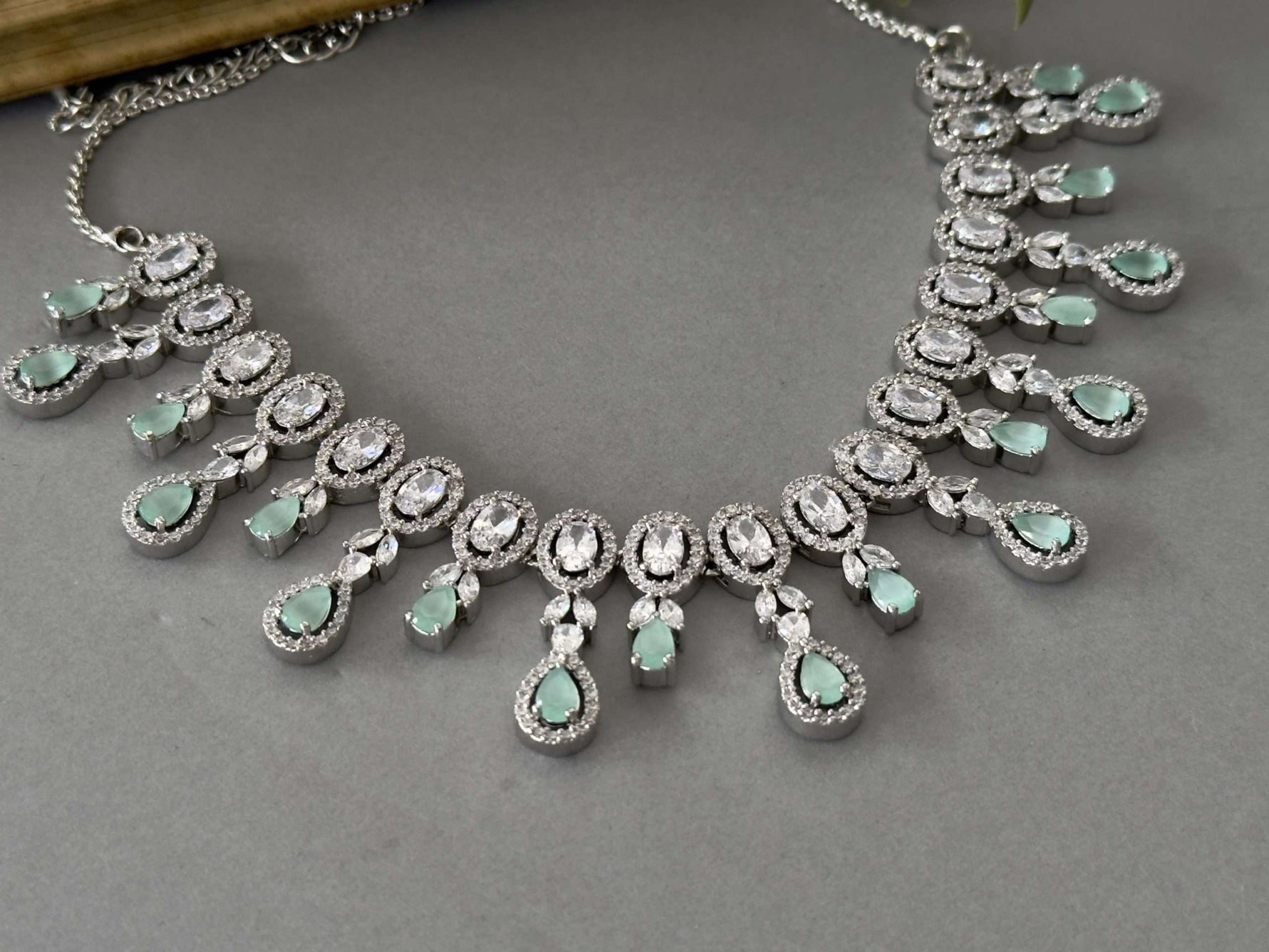 Delicate Mint Necklace Set - nk collection