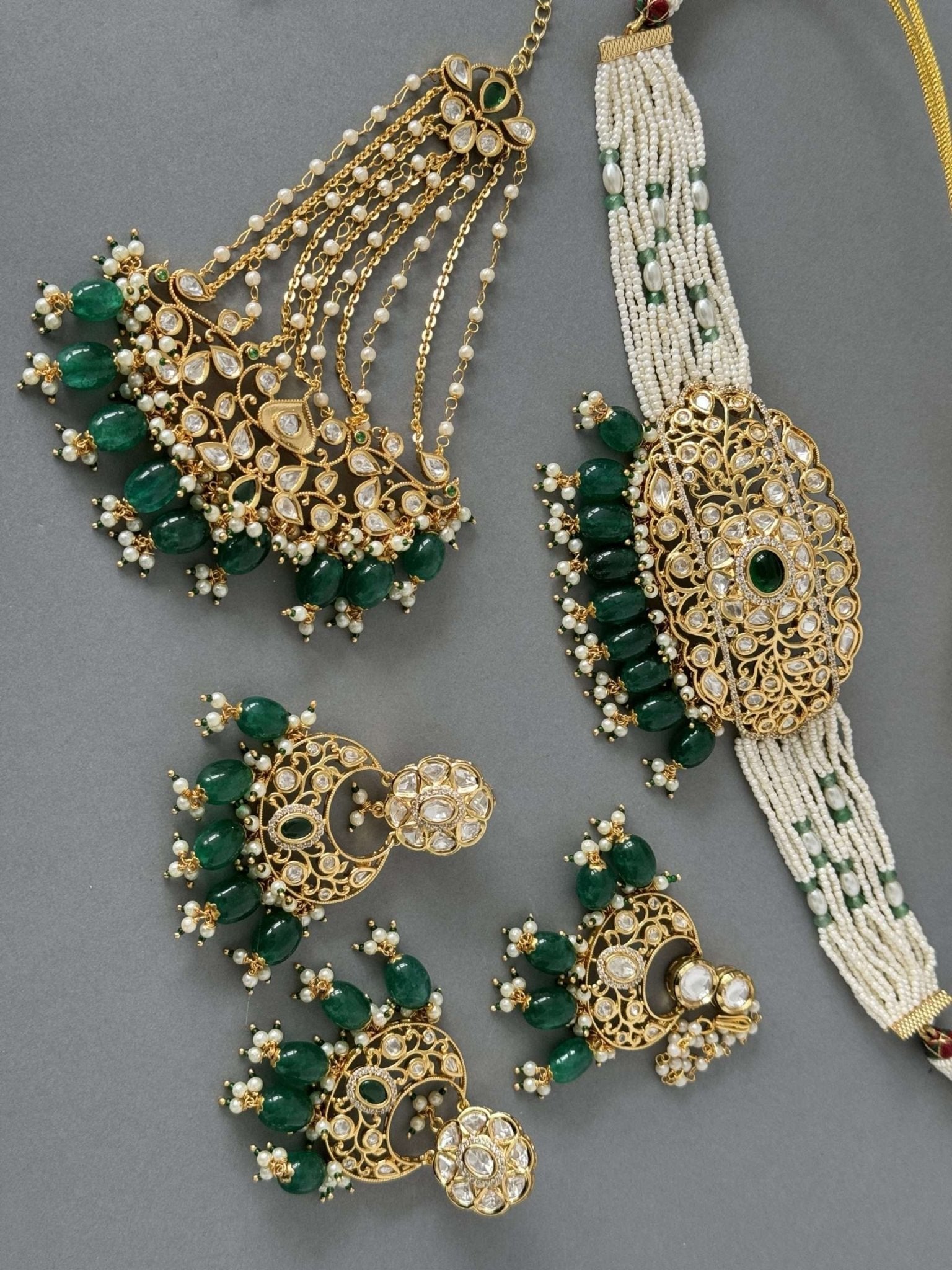 Emerald Choker Set – Av Kundan Look - nk collection