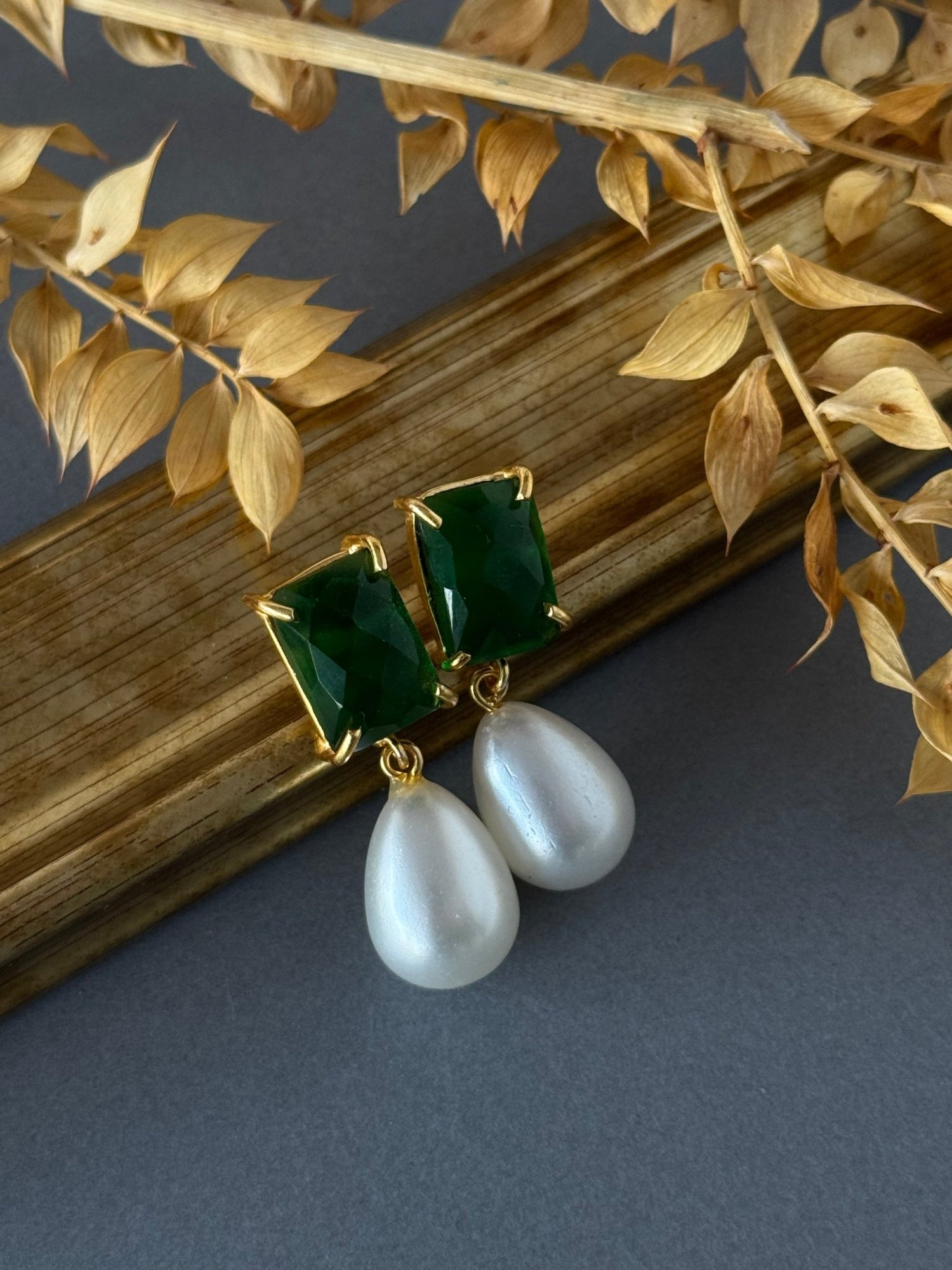 Esk Pearl Drop – Green - nk collection