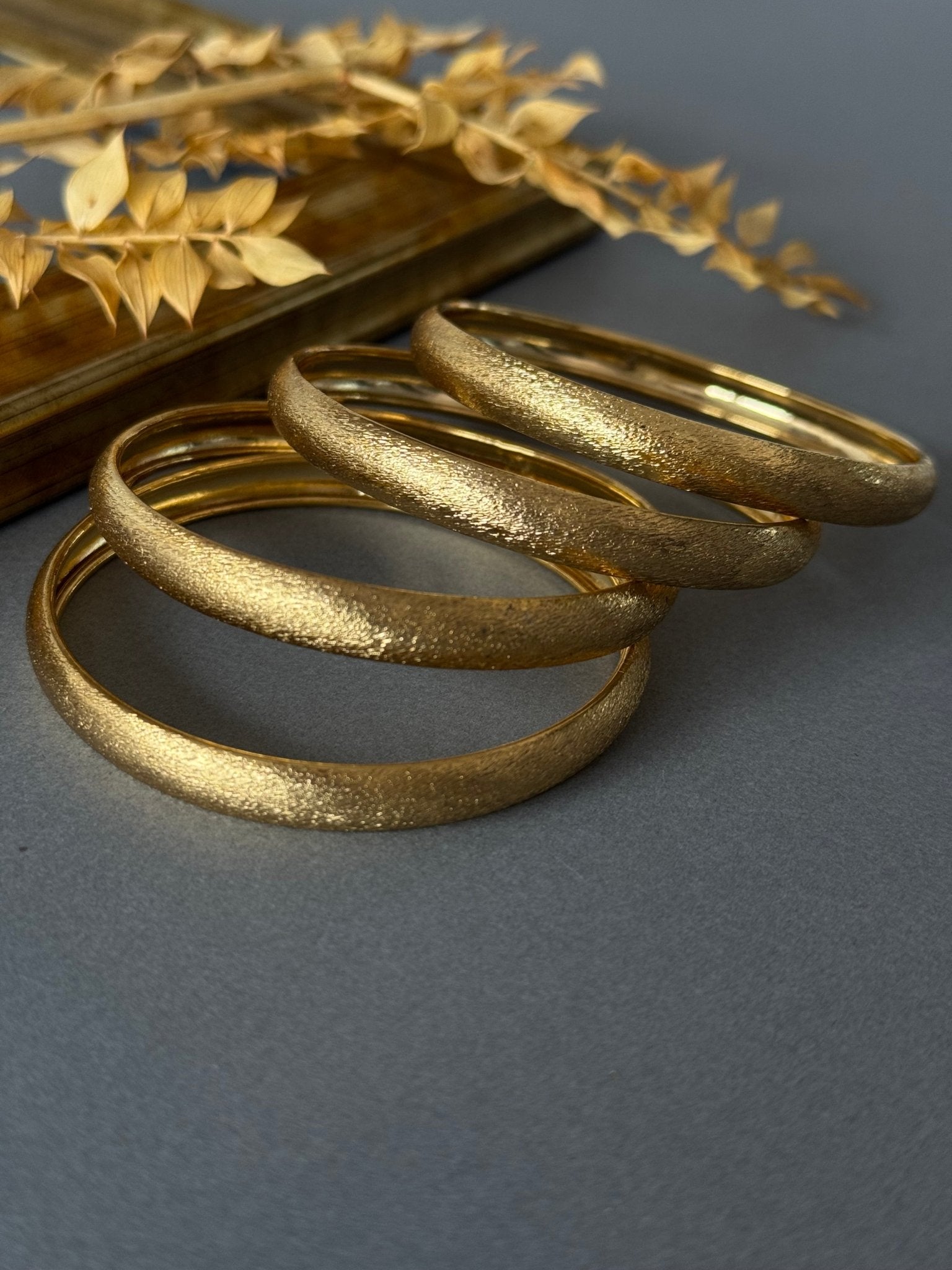 Gold Bangle Set - nk collection