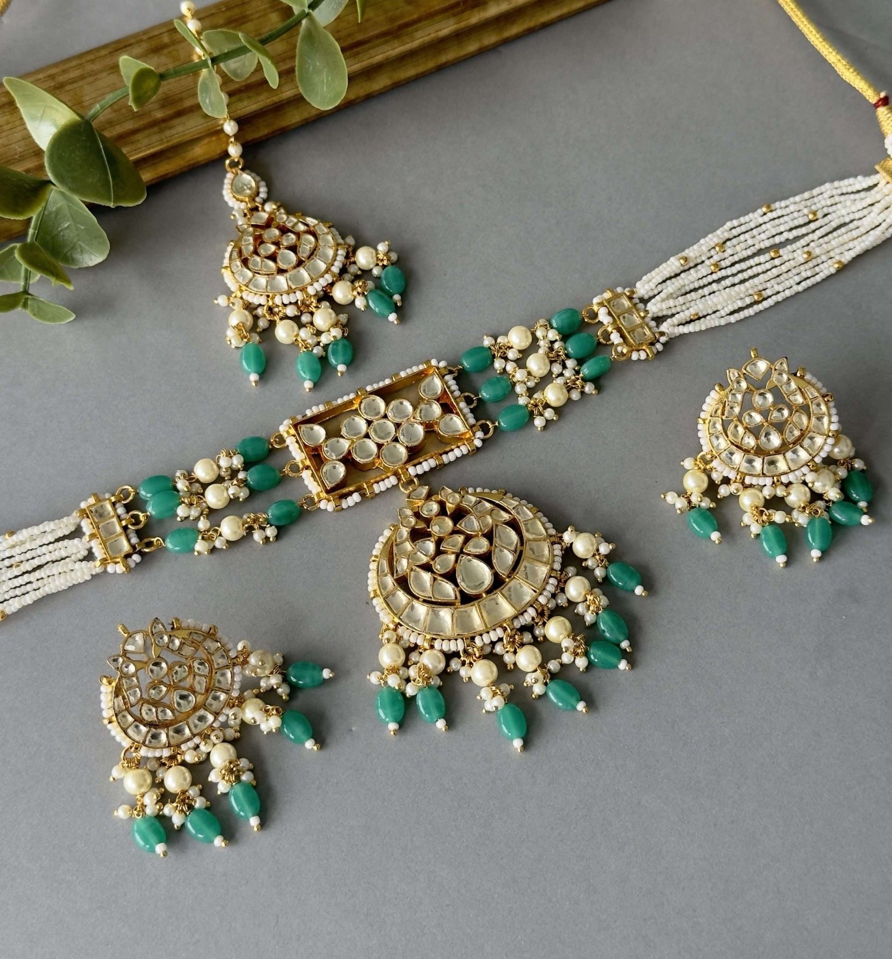 Green Onyx Kundan Choker Set - nk collection