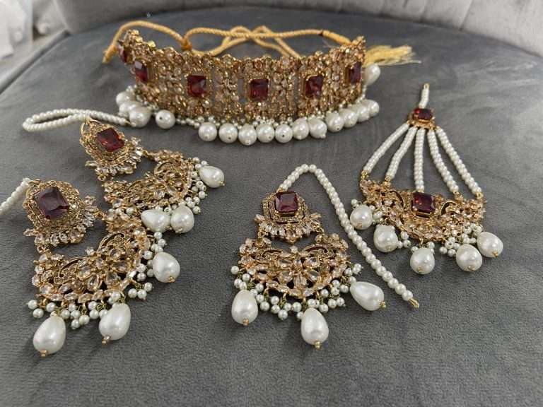 Champagne Red Choker Set – Ex Sample