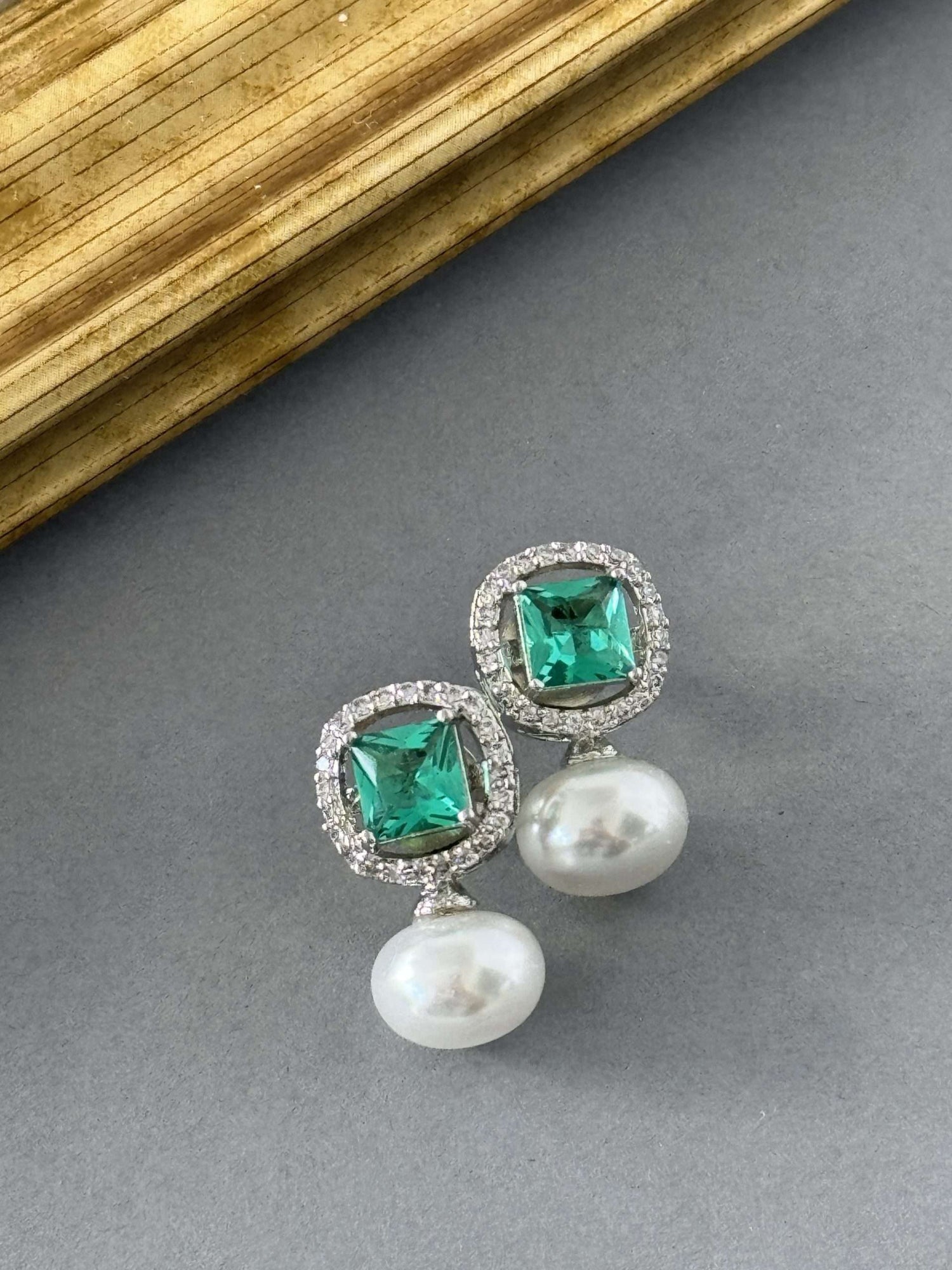 Teal Zircon Pearl Drop