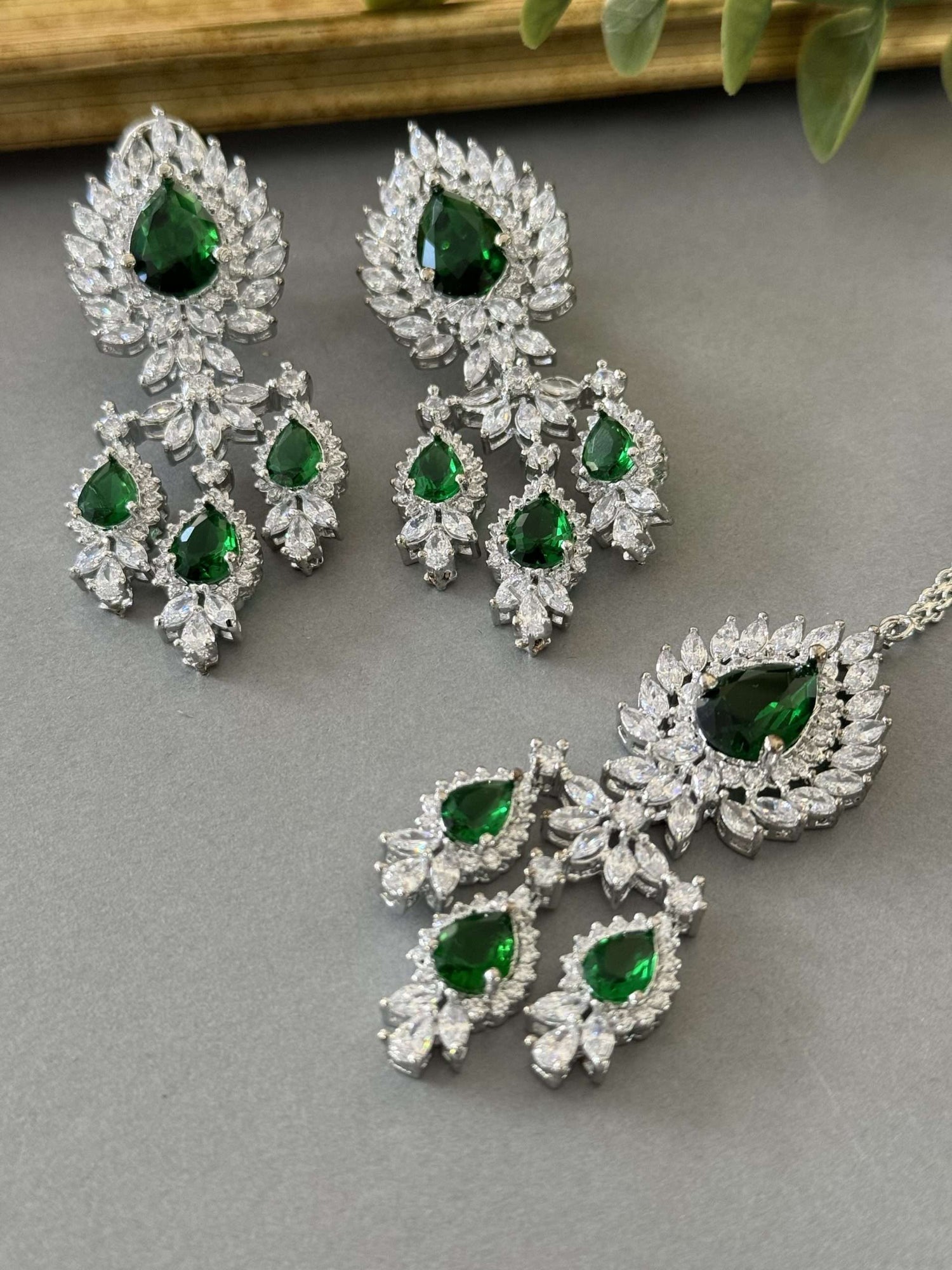TearDrop Tikka Set – Emerald