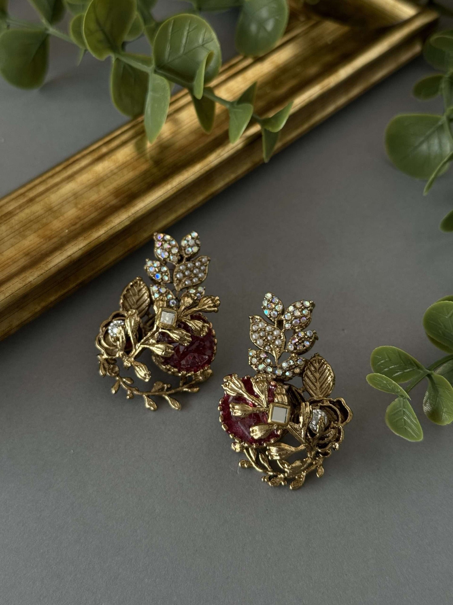 Antique Fusion – Ruby