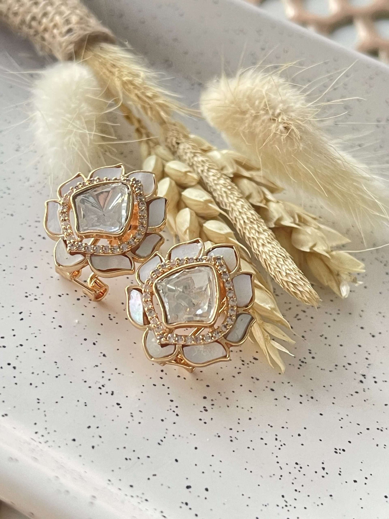 Pari Studs – Mother of Pearl