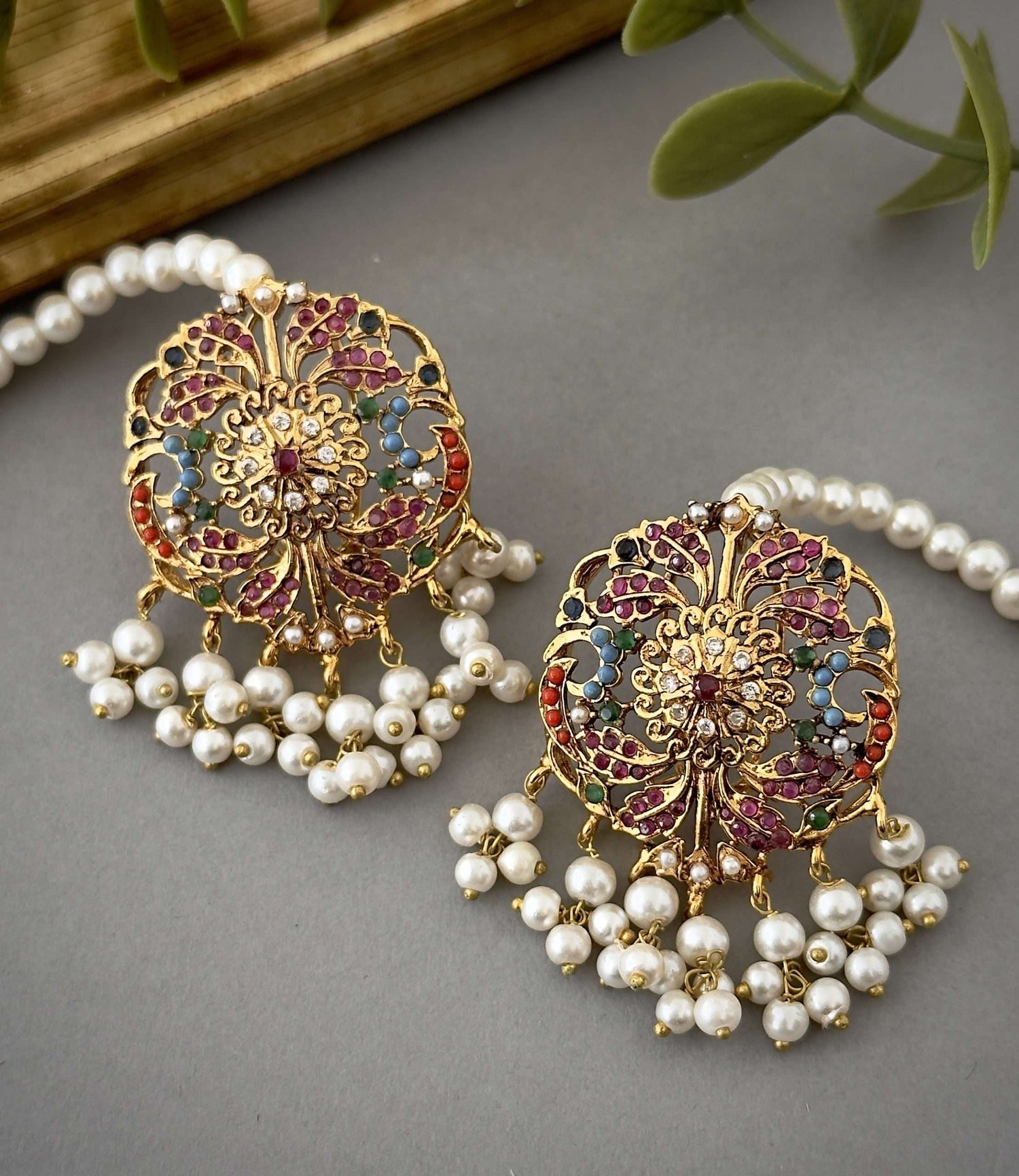 Evergreen Nauratan – Studs