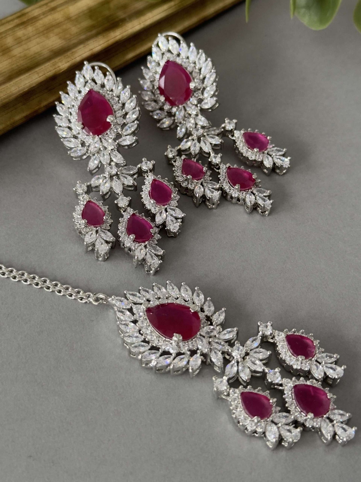 Diamond Pear Droplet – Ruby