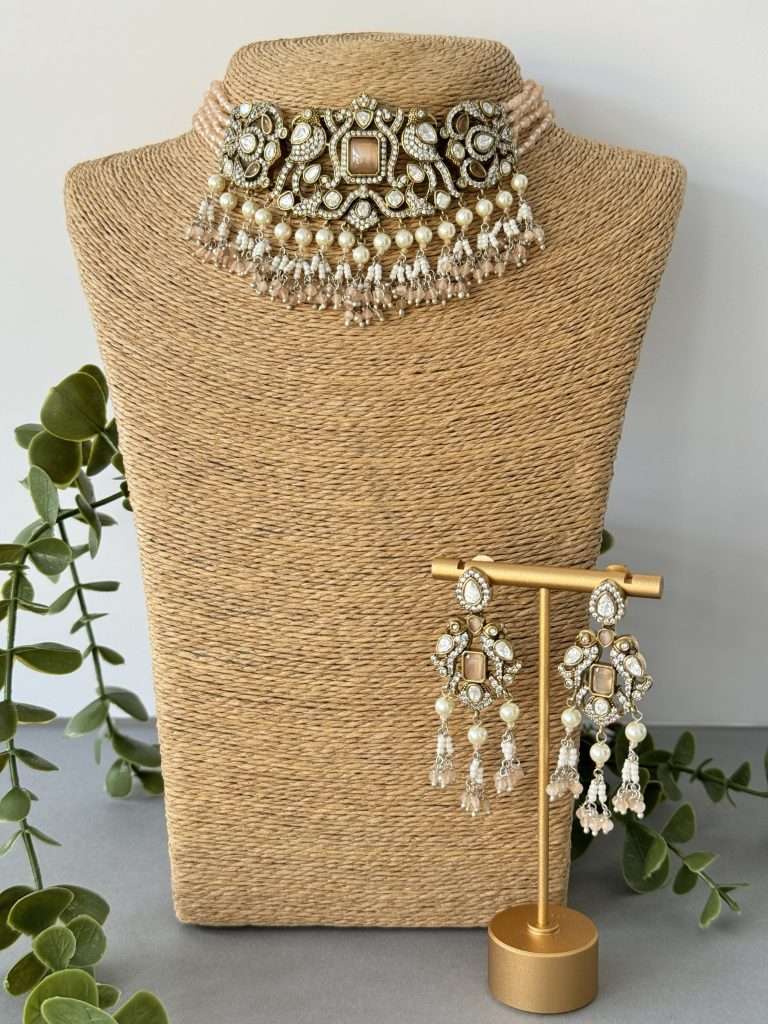Peachy Collar Set
