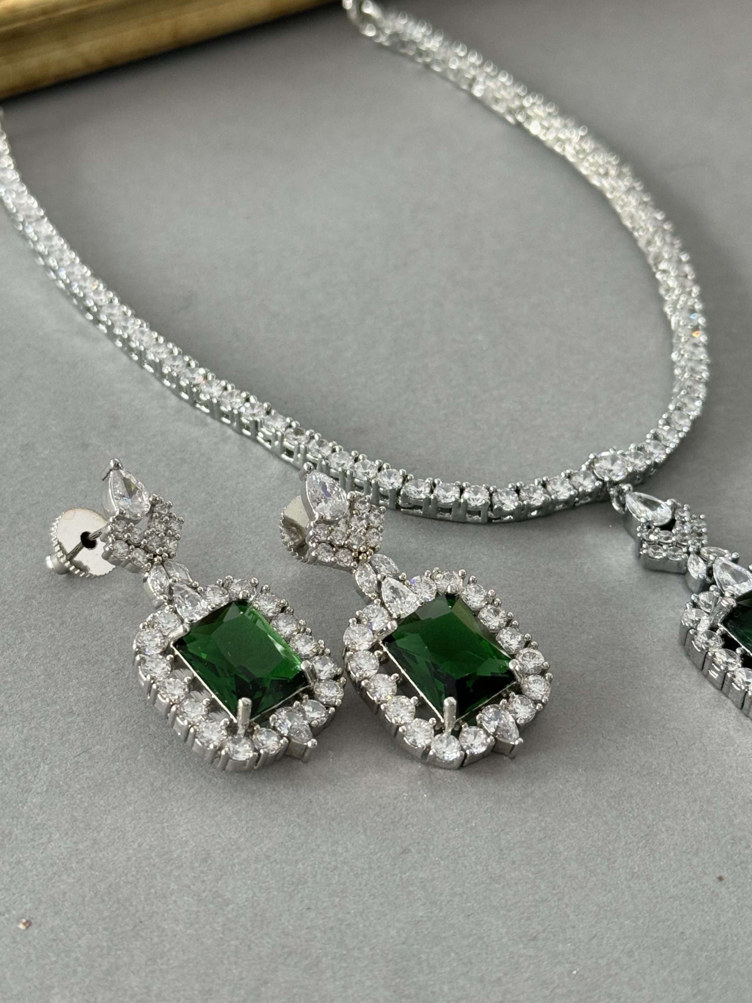Rey Sq Set – Emerald