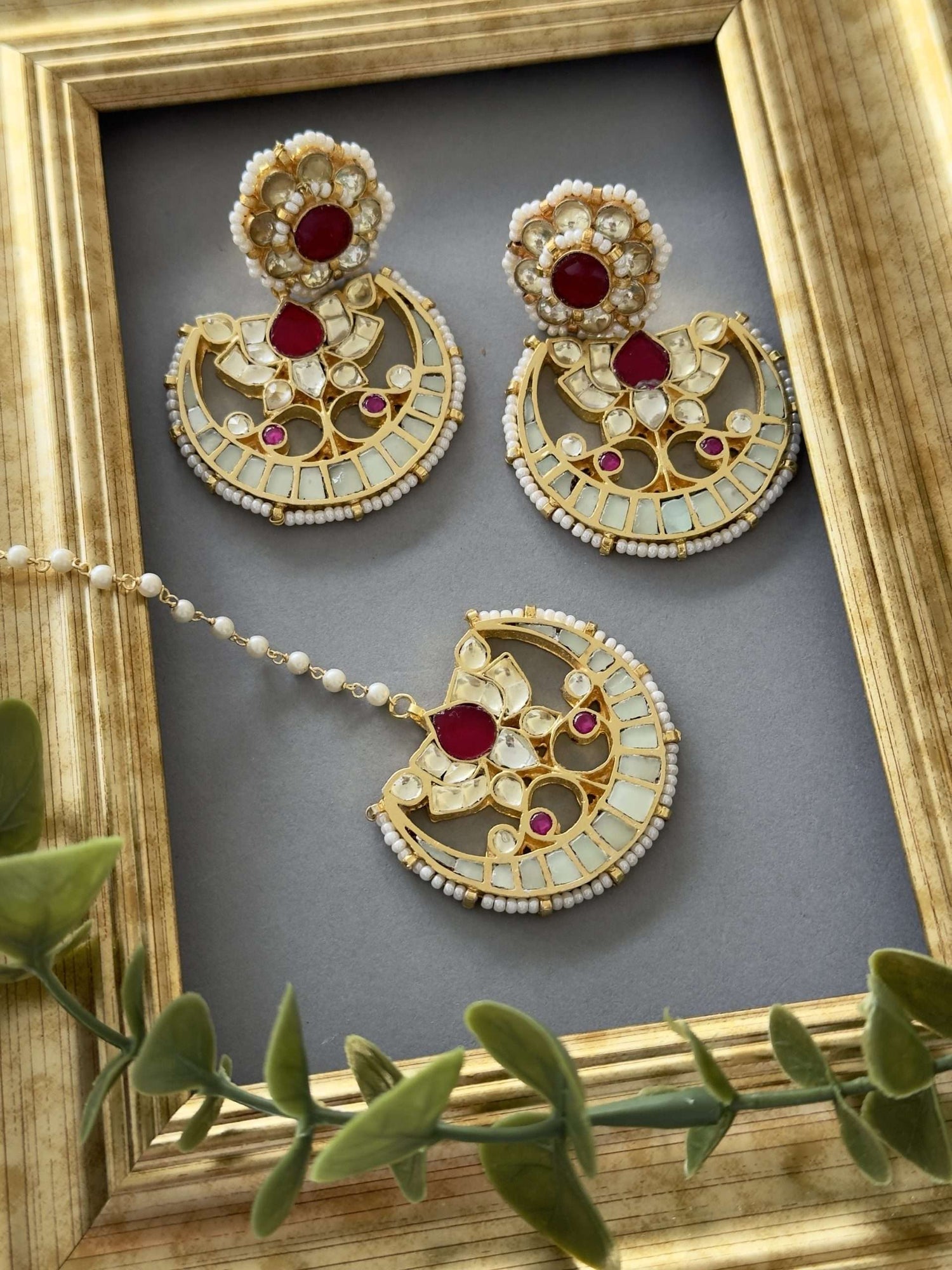 Mint Ruby Tikka Set