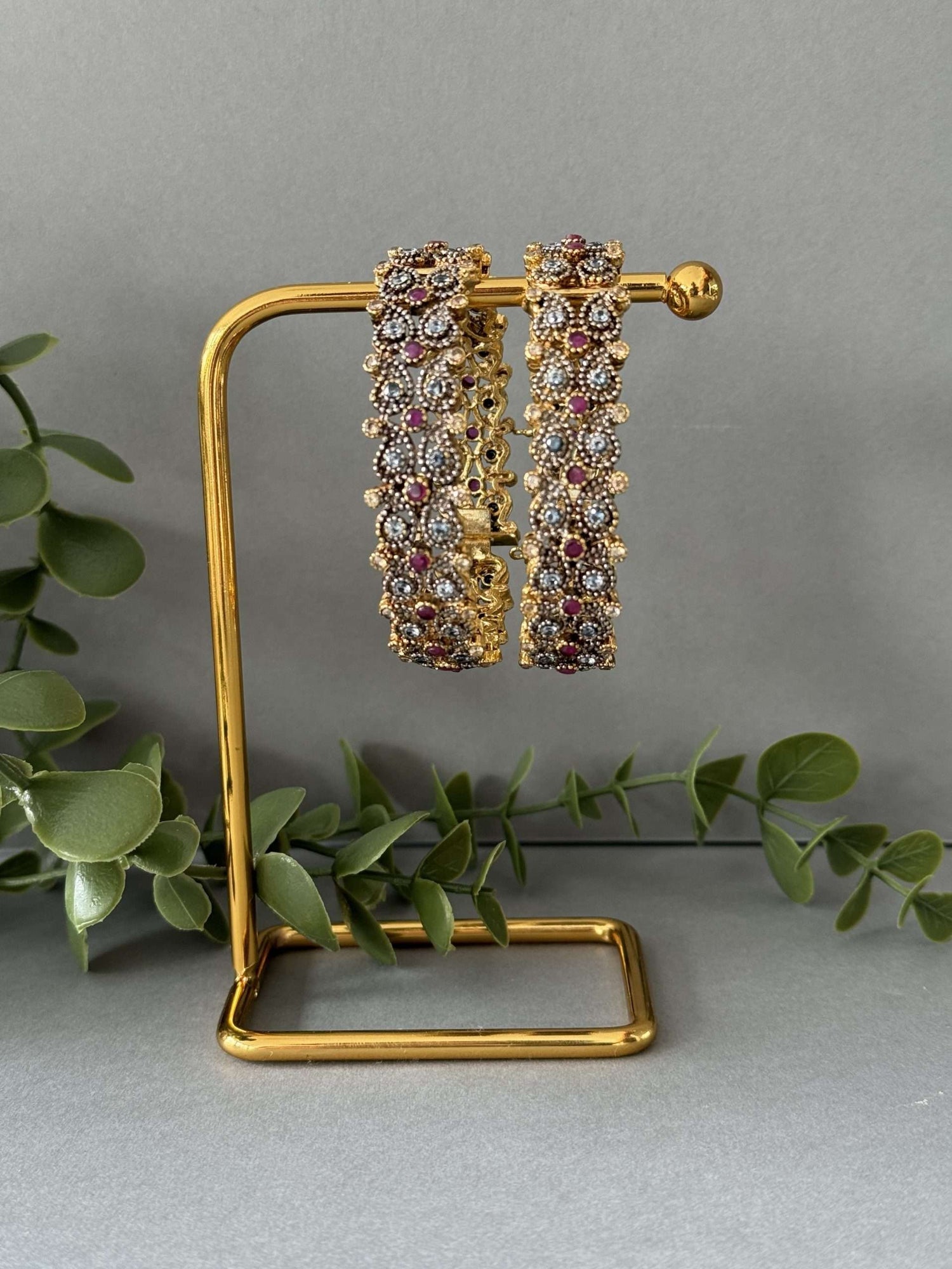 Ruby Antique Touch Kare – One Size