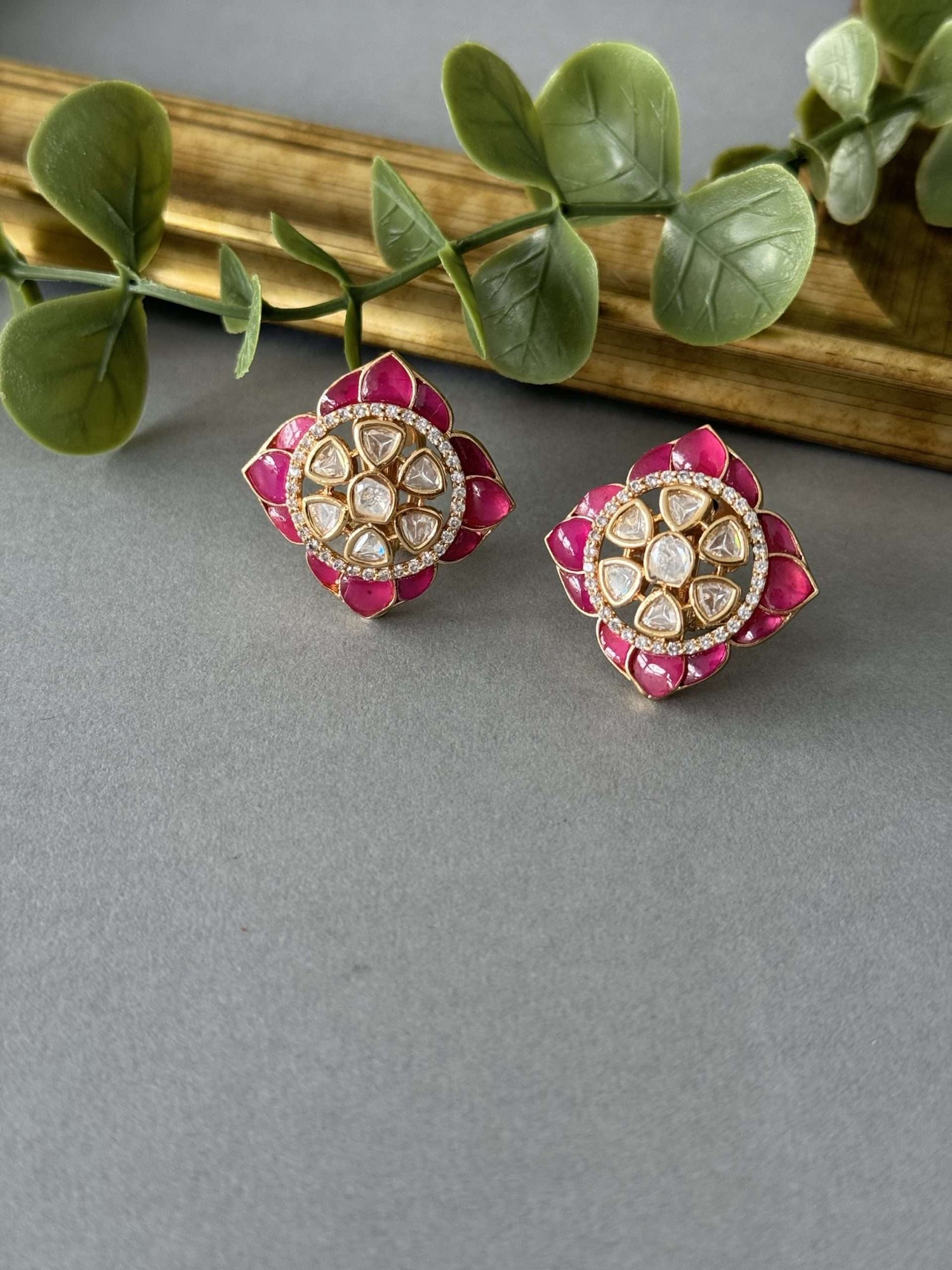 Diem Studs – Ruby
