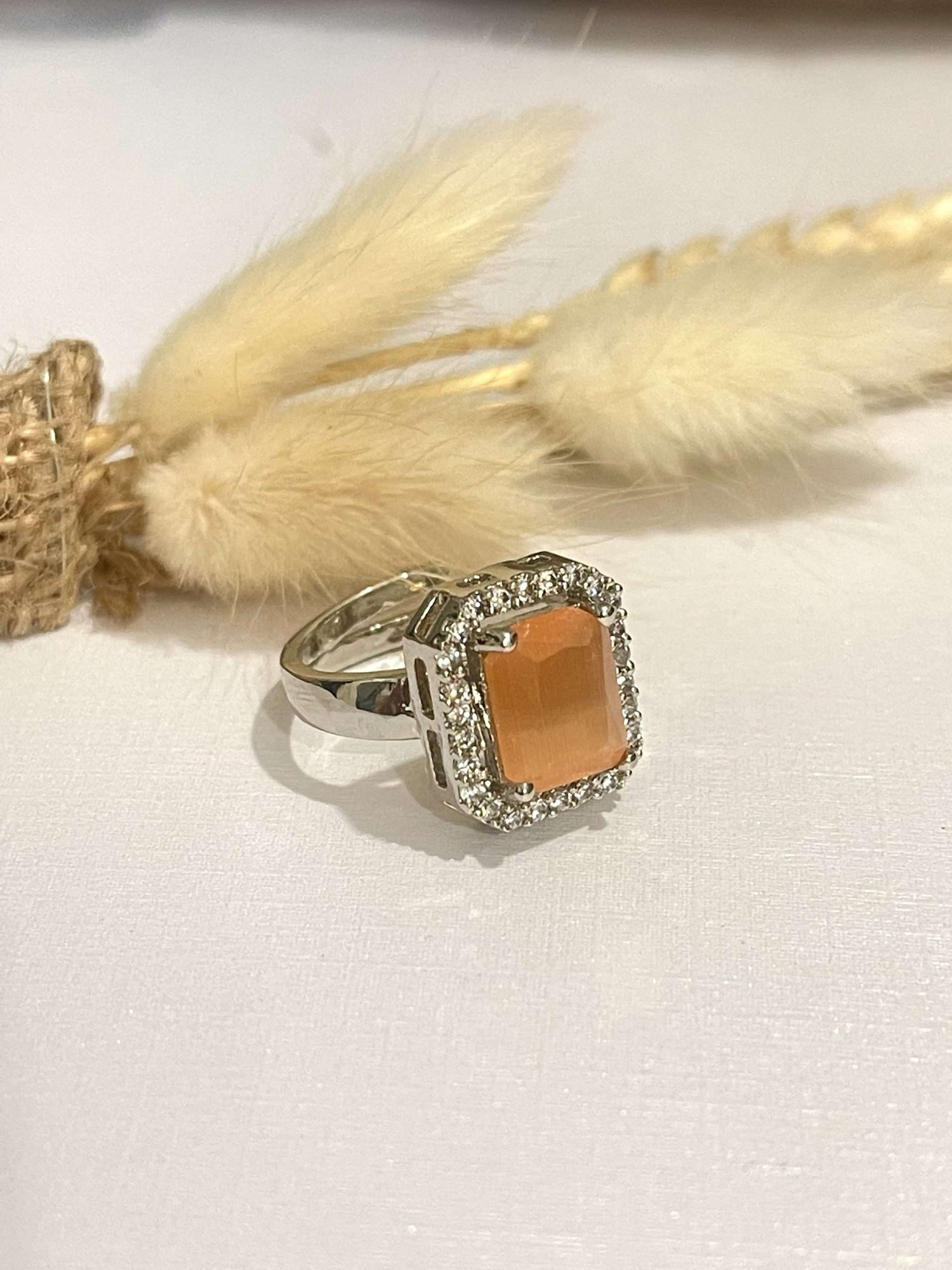 Sq Ring – Peach
