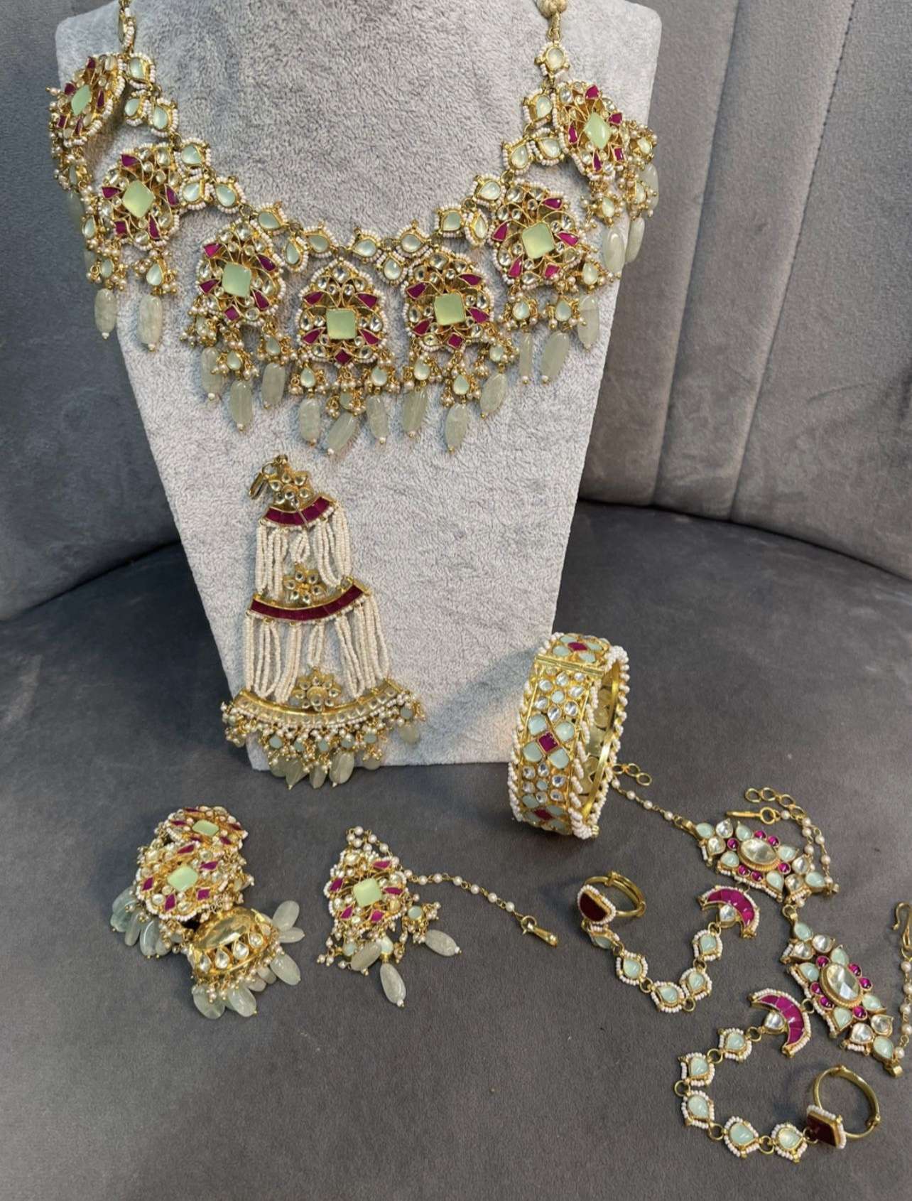 Mint Ruby Kundan Set – Ex Sample Set