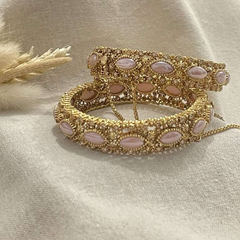Pearlescent Kare – Light Pink