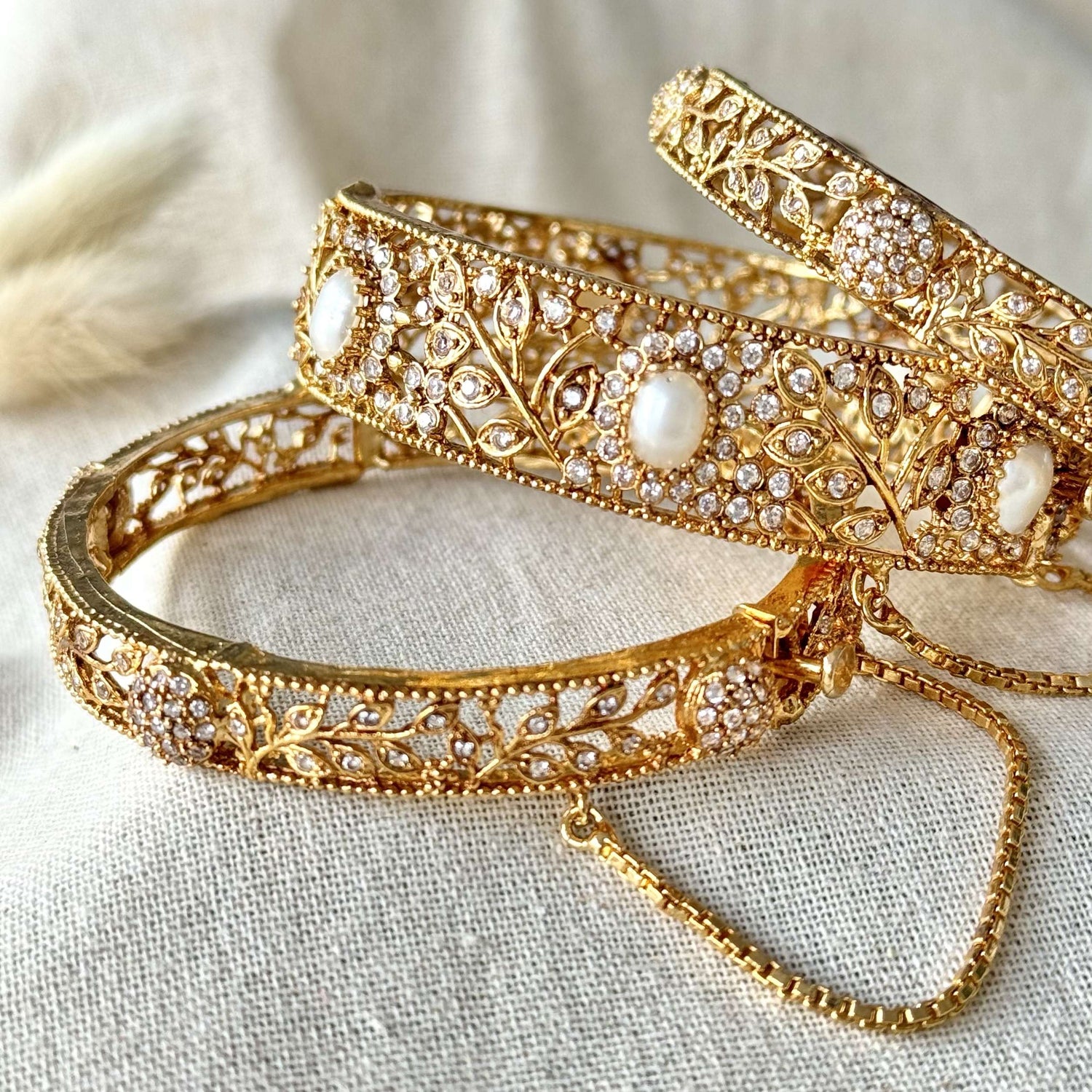 Baroque Pearl Kara Set