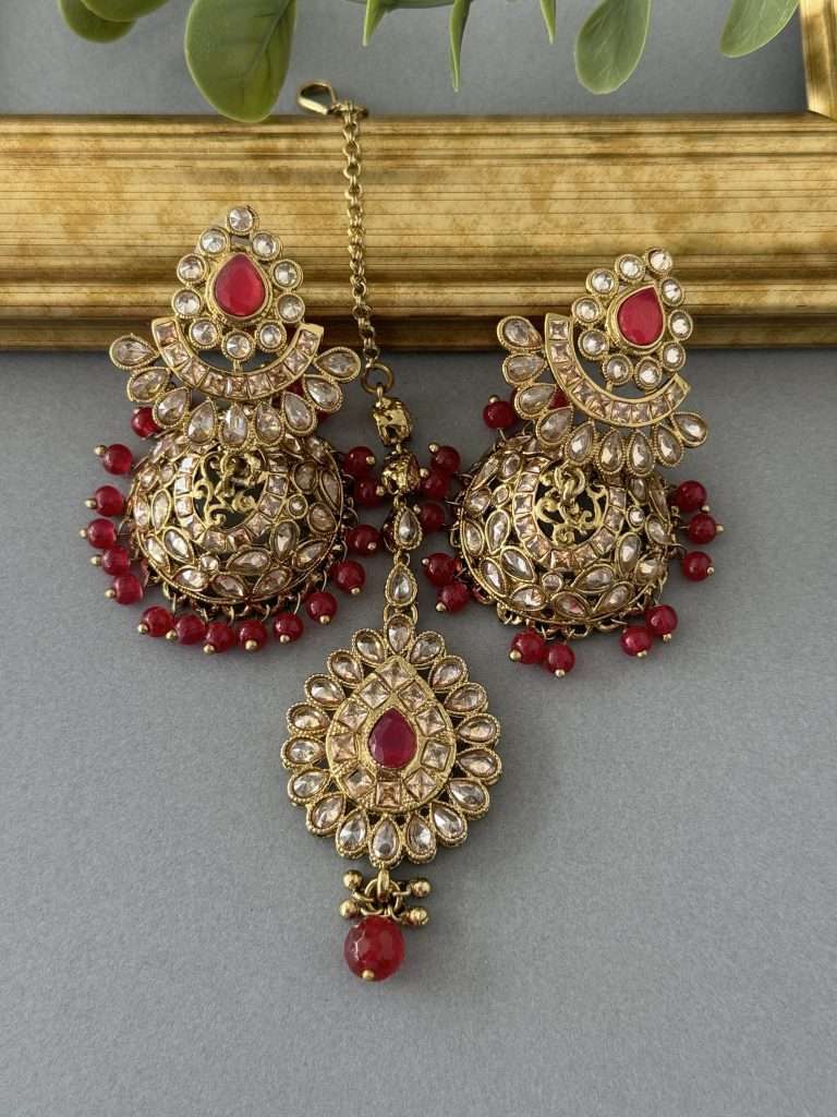 Red Tikka Jhumke Set