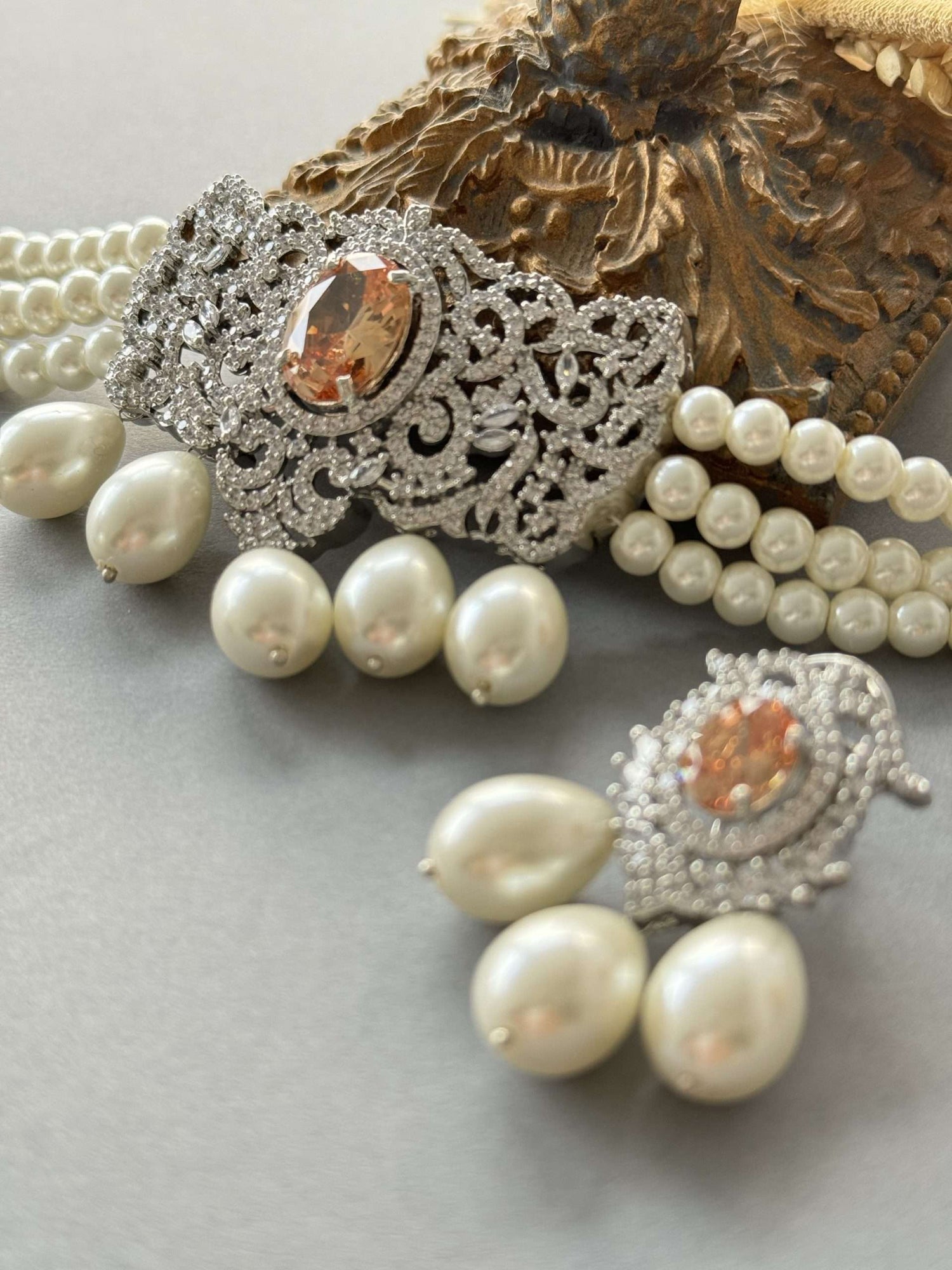 Oval Pearl Choker Set – Champagne