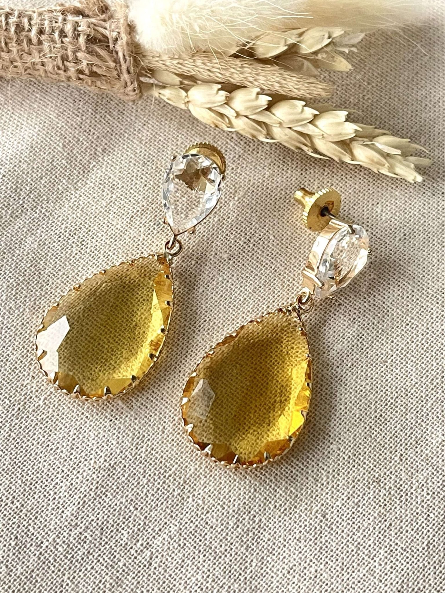 Iridescent Pearl Drop – Yellow - nk collection