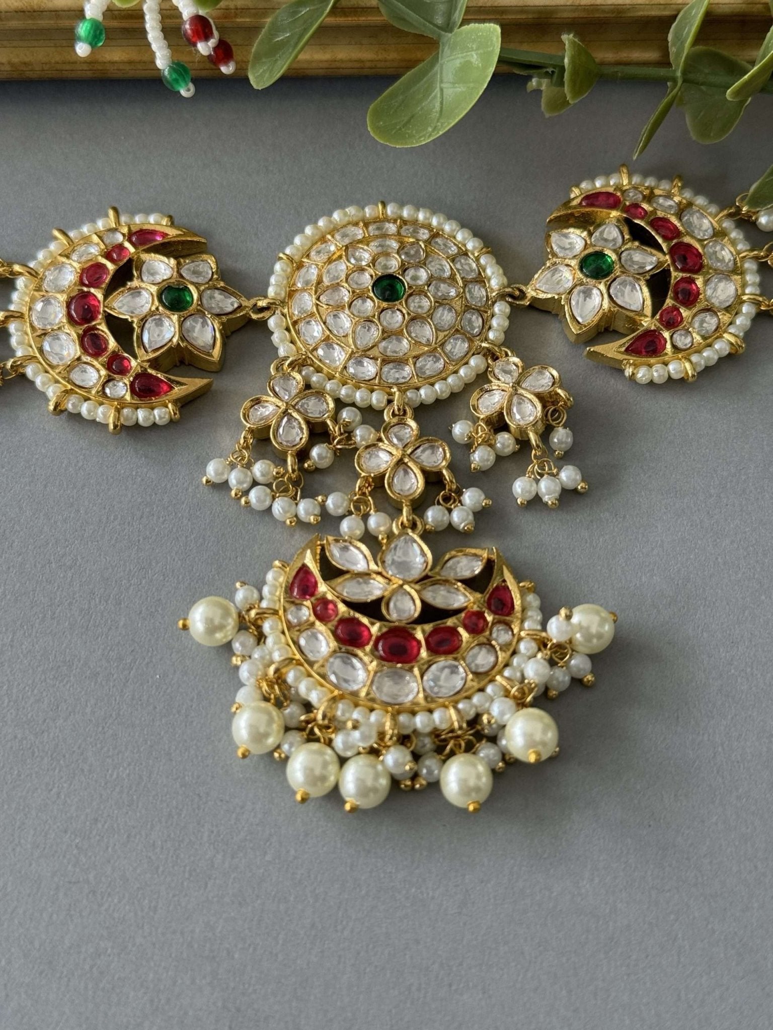 Kundan Fan Choker Set - nk collection