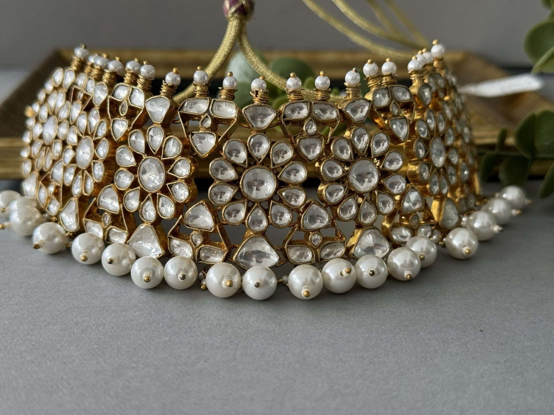 Kundan Statement Choker - nk collection