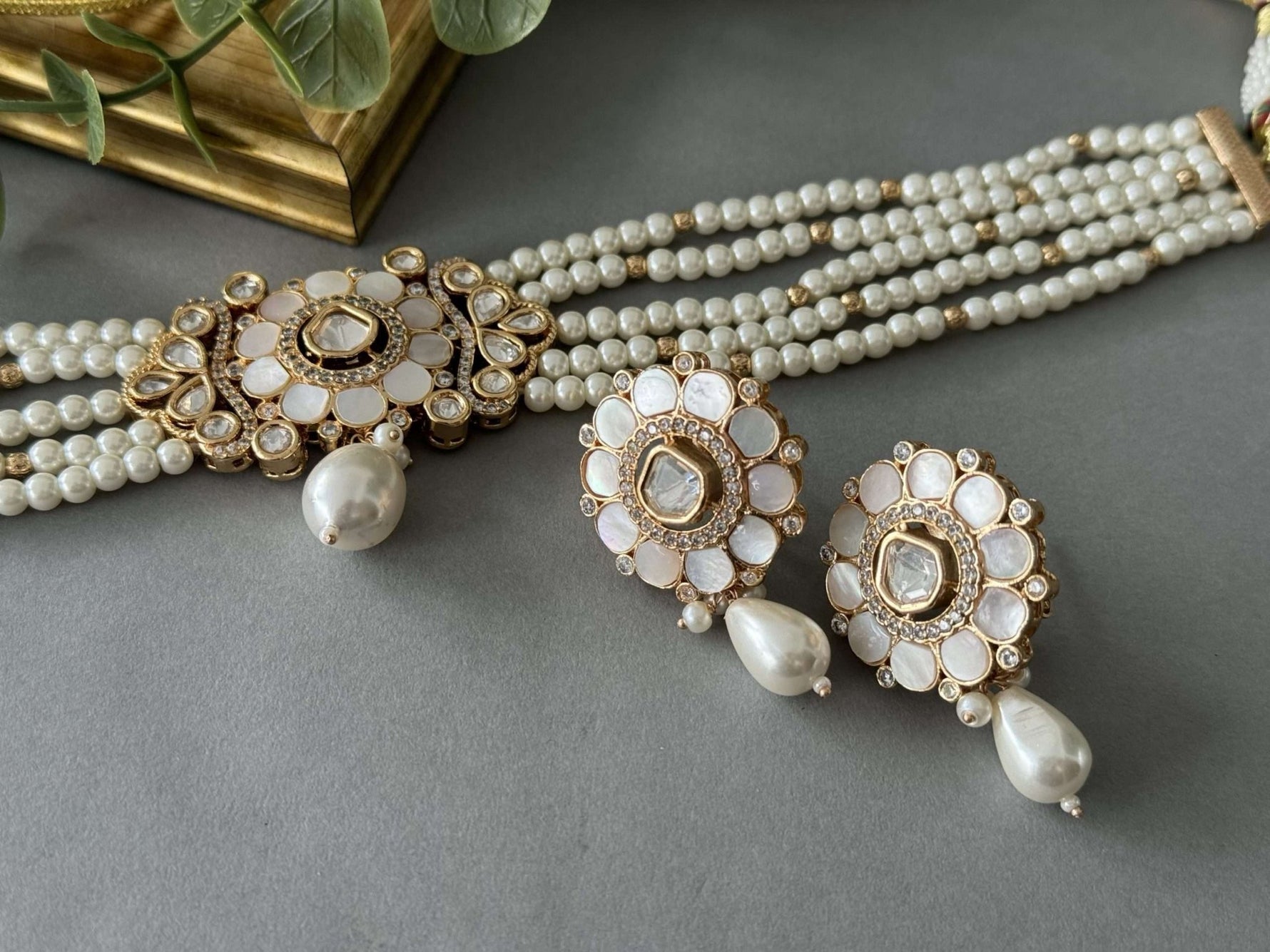 Mother of Pearl Choker Set - nk collection