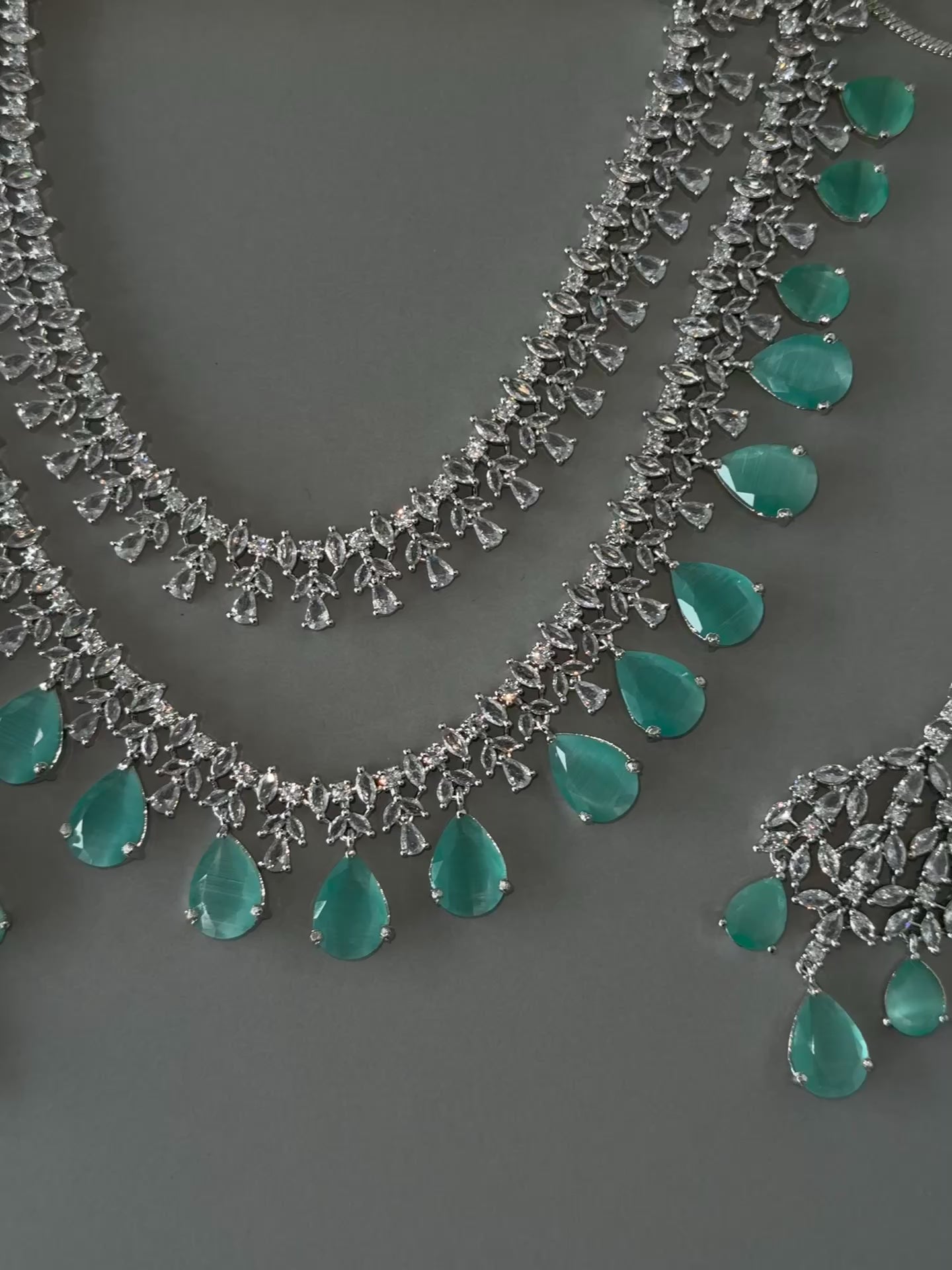 Tiana Double Drop – Mint