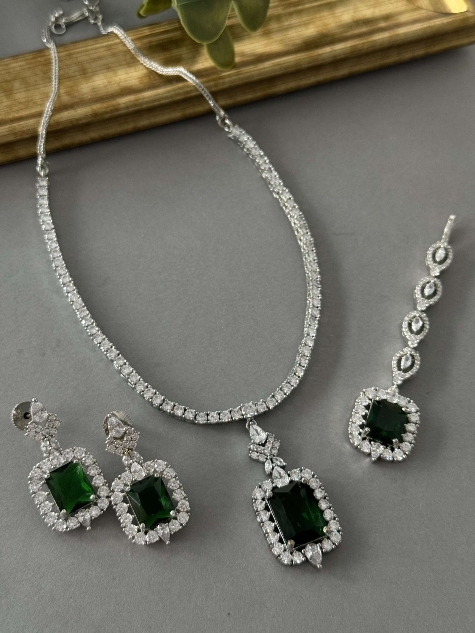 Rey Sq Set – Emerald - nk collection