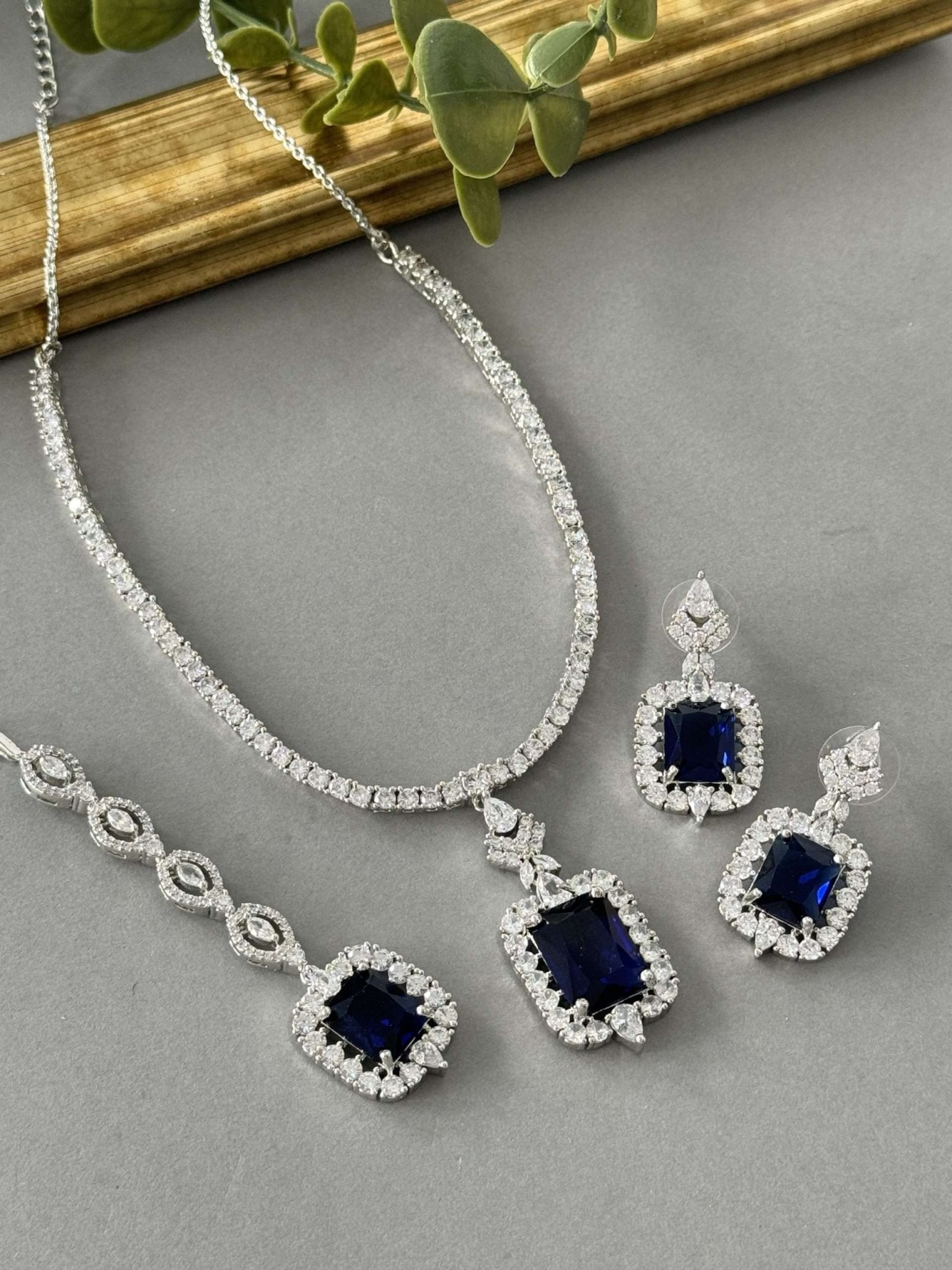 Rey Sq Set – Sapphires - nk collection
