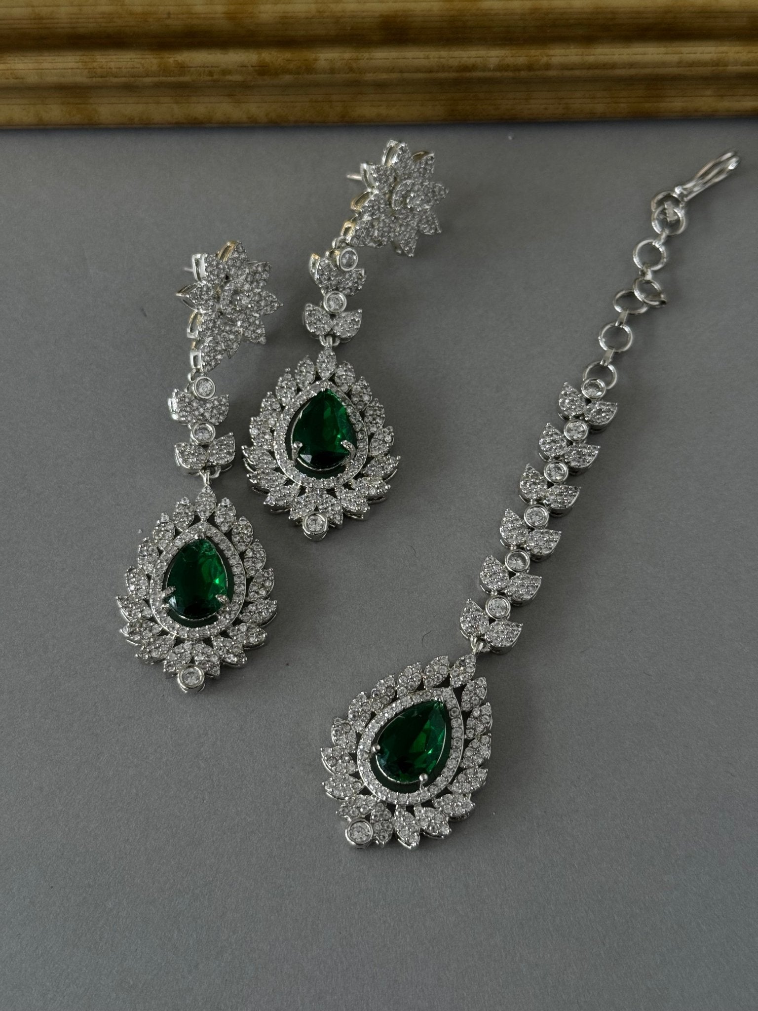 Tear Drop Emerald - nk collection