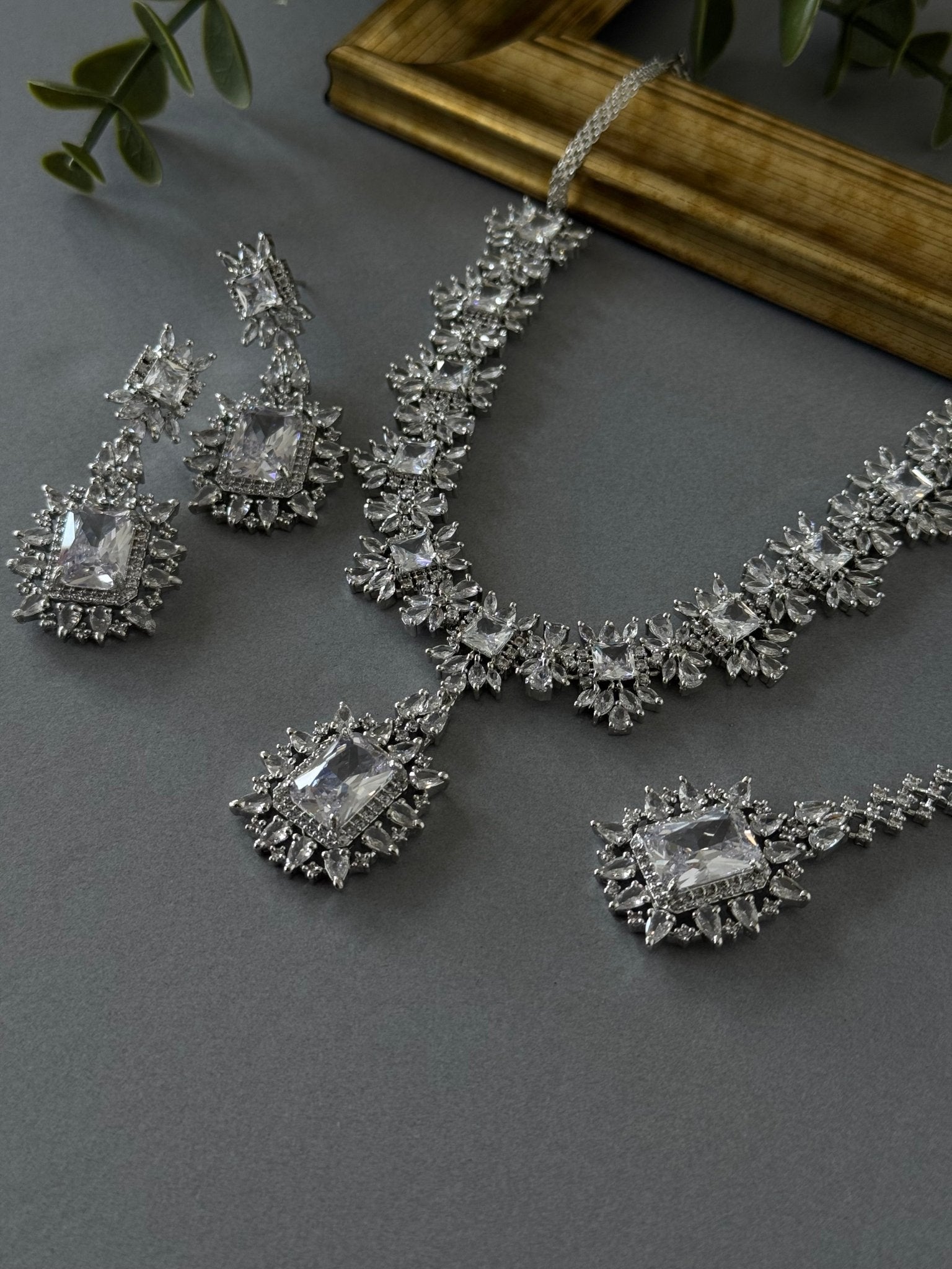Zircon Drop Pendant - Silver - nk collection