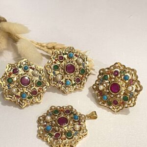Nauratan Pendant Set