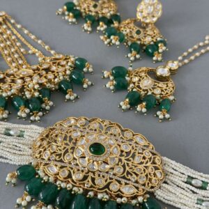 Emerald Choker Set – Av Kundan Look