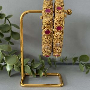 Statement Regal Chunky Bangles – Ruby Champagne