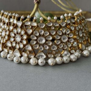 Kundan Statement Choker
