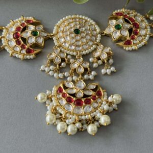 Kundan Fan Choker Set